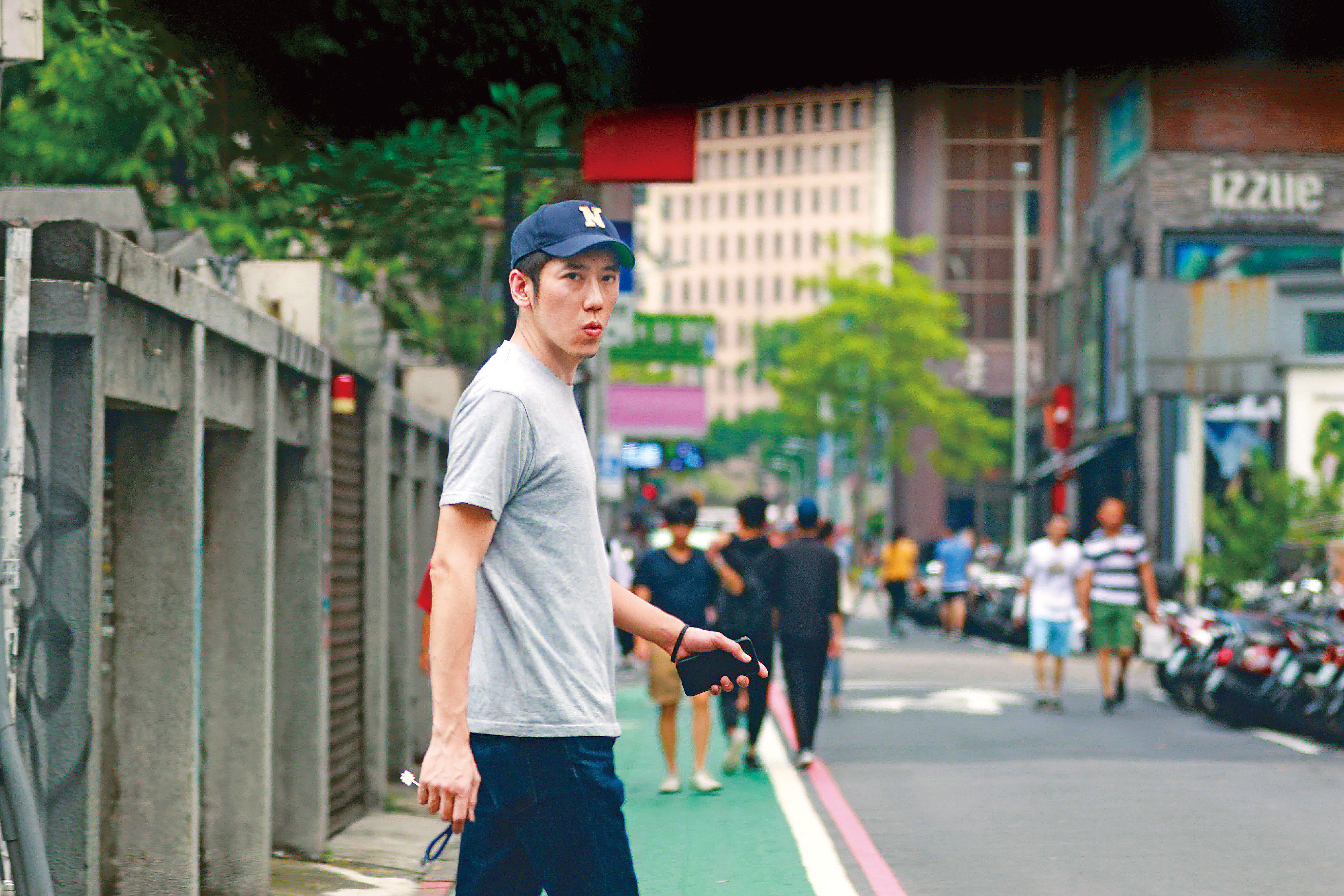 林逸欣和男友Tony交往快2年，外傳兩人將閃婚，男方9月10日被拍到現身女方住處附近。