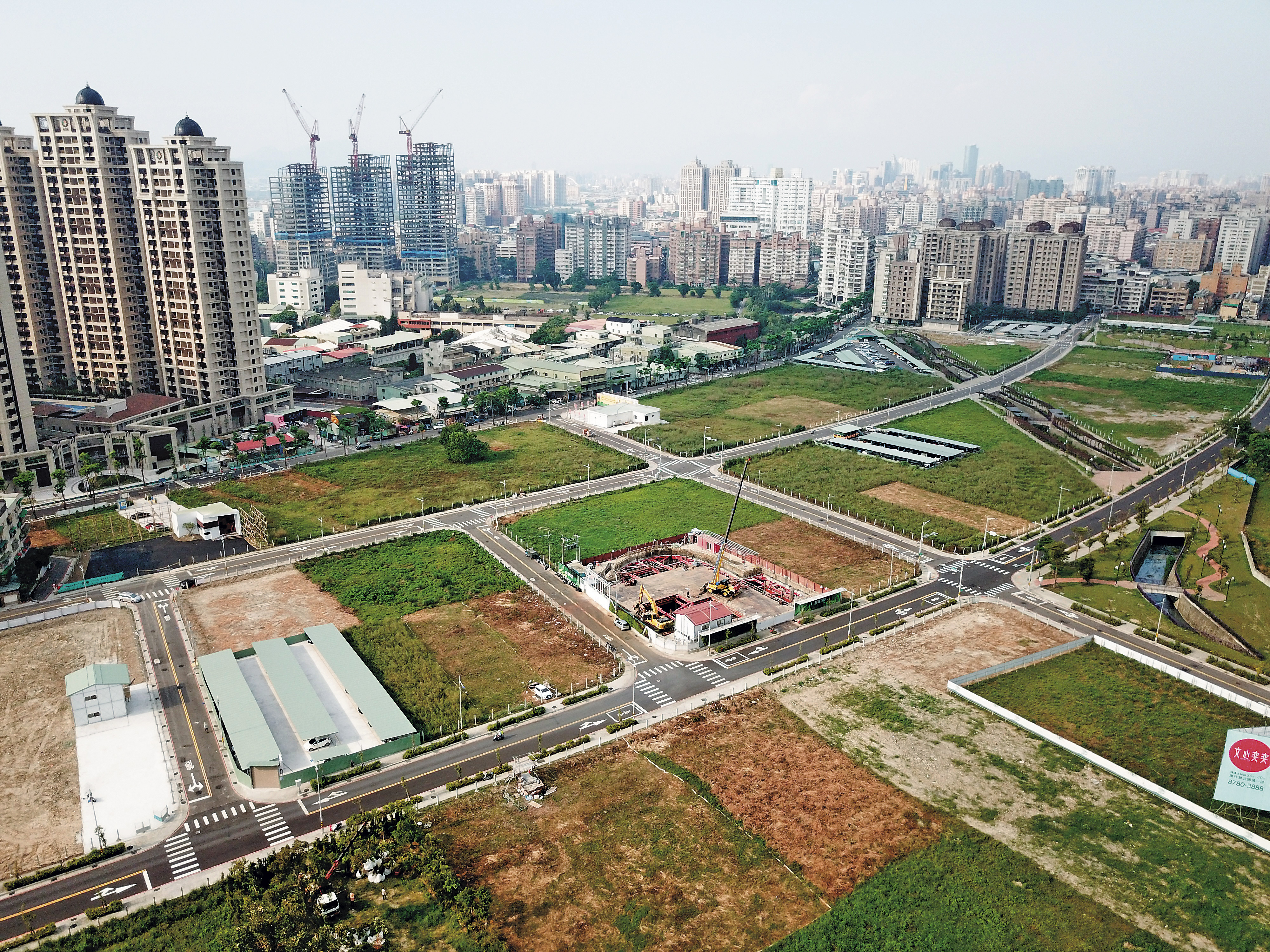 今年6月，黃義倫身中10槍橫死停車場，凶手林楊峻落網時辯稱是行車糾紛，但真正原因卻是10億元的土方利益。圖為土城暫緩發展區。
