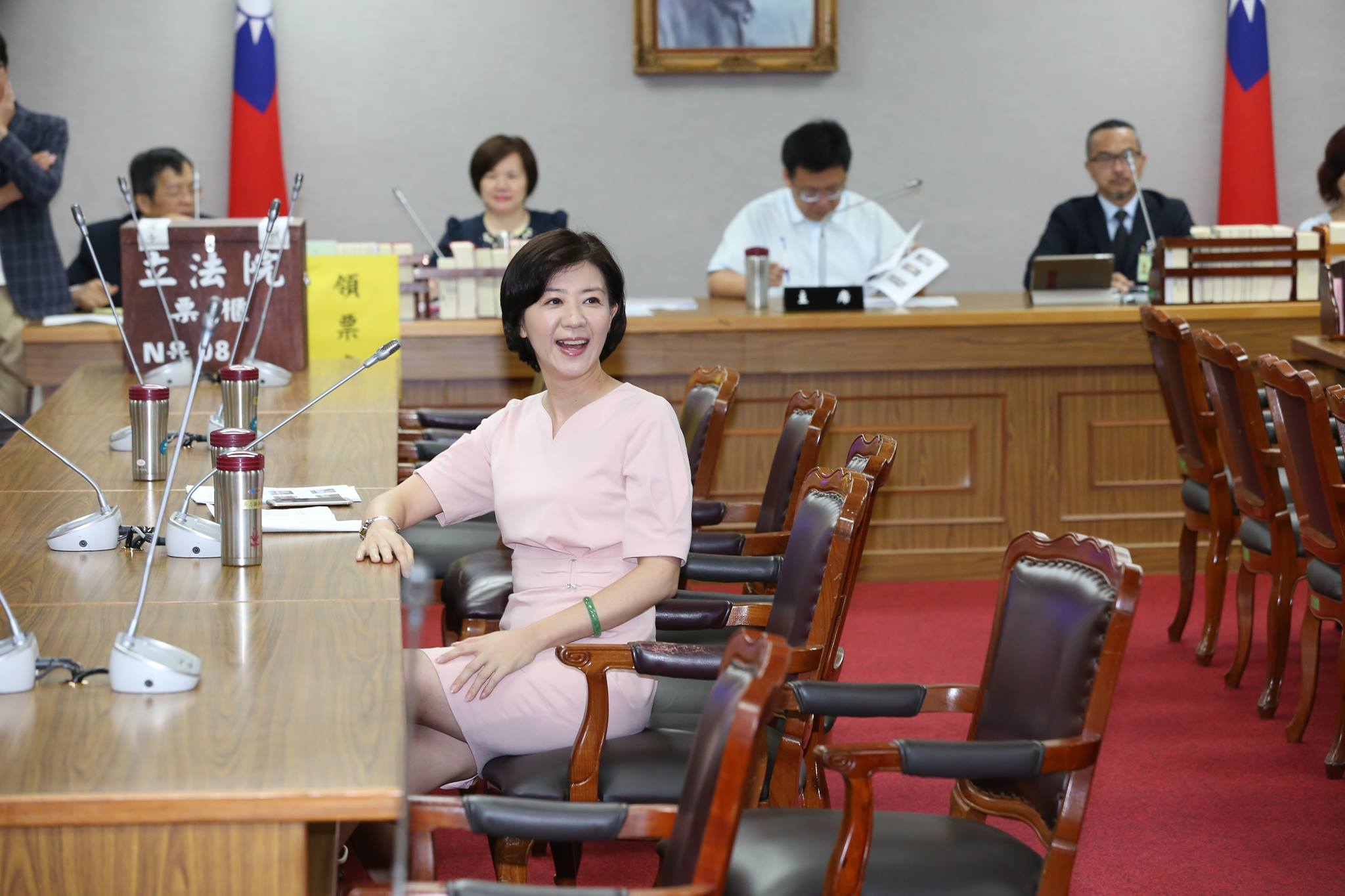 國民黨立委王育敏籤運奇佳，再次抽中召委。