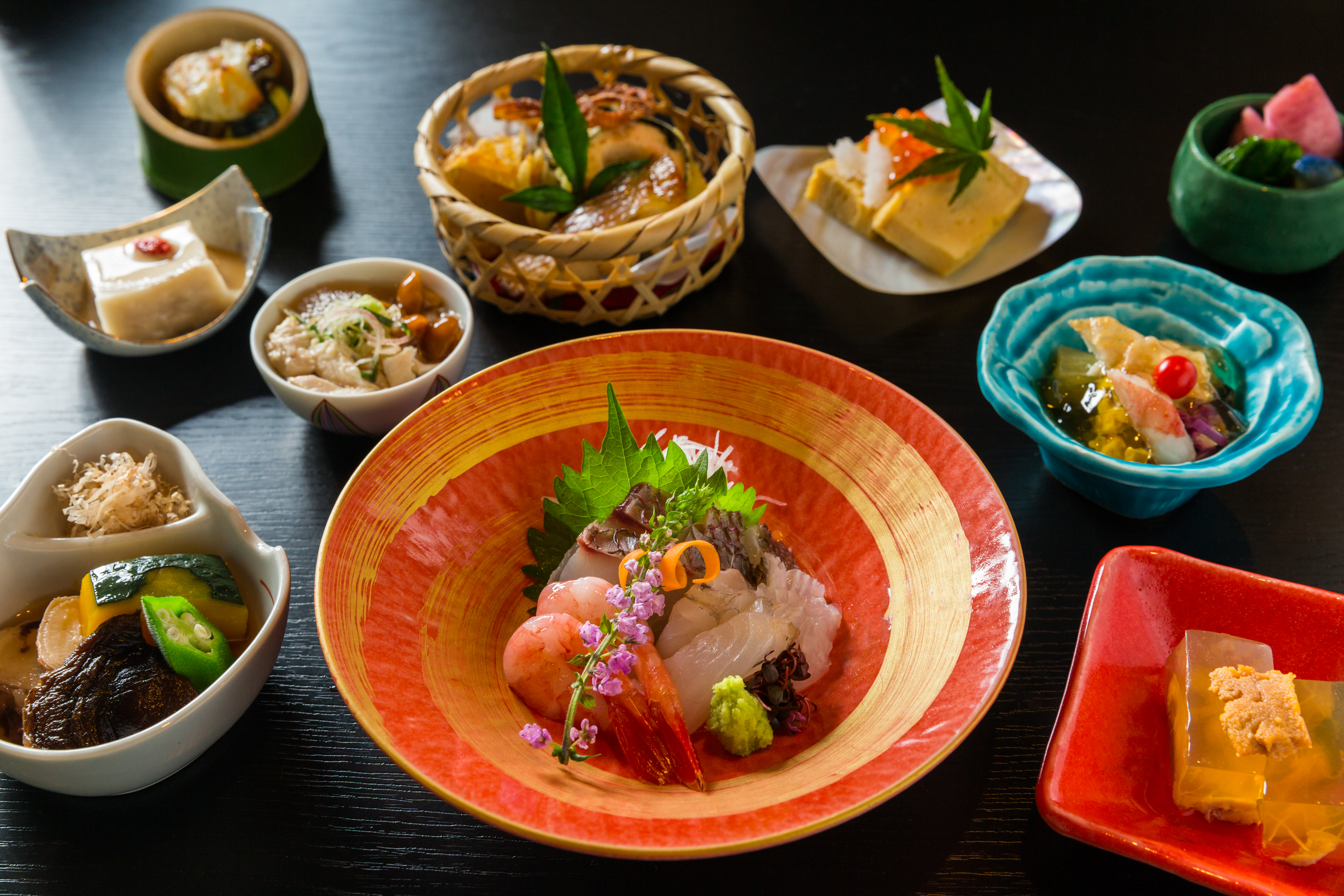 日本山形縣的特色「鄉土料理」，食材會依照季節的不同而做變化。