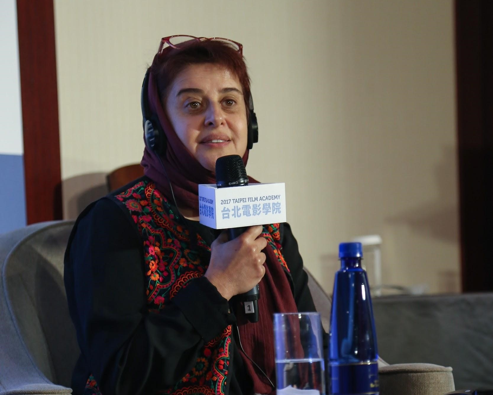卡塔詠夏哈比常擔任世界各大小影展的評審，她建議參展前要資料要準備充足。（台北市影委會提供）