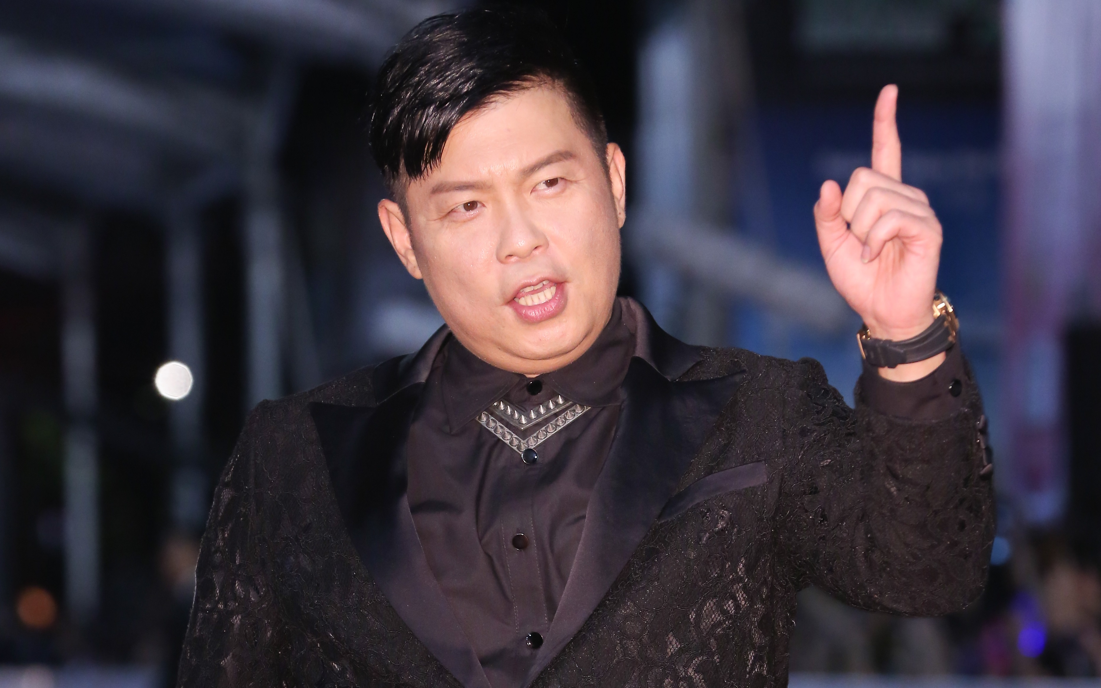 曾國城出席金鐘星光大道，認為唐從聖被徐乃麟飆罵自己也有錯。