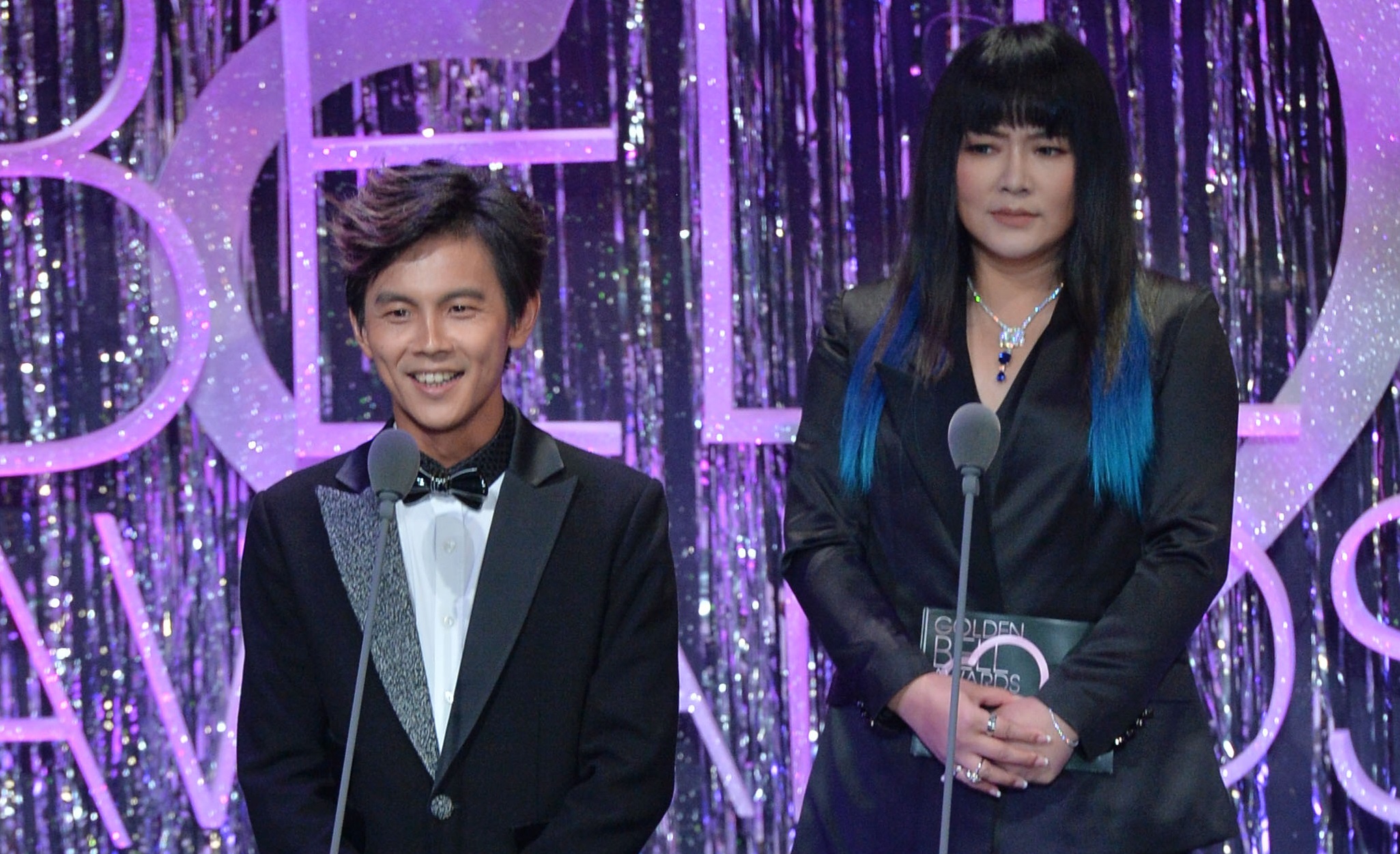 唐綺陽（右）今年出席盛會，卻因對身材沒信心而未走紅毯。