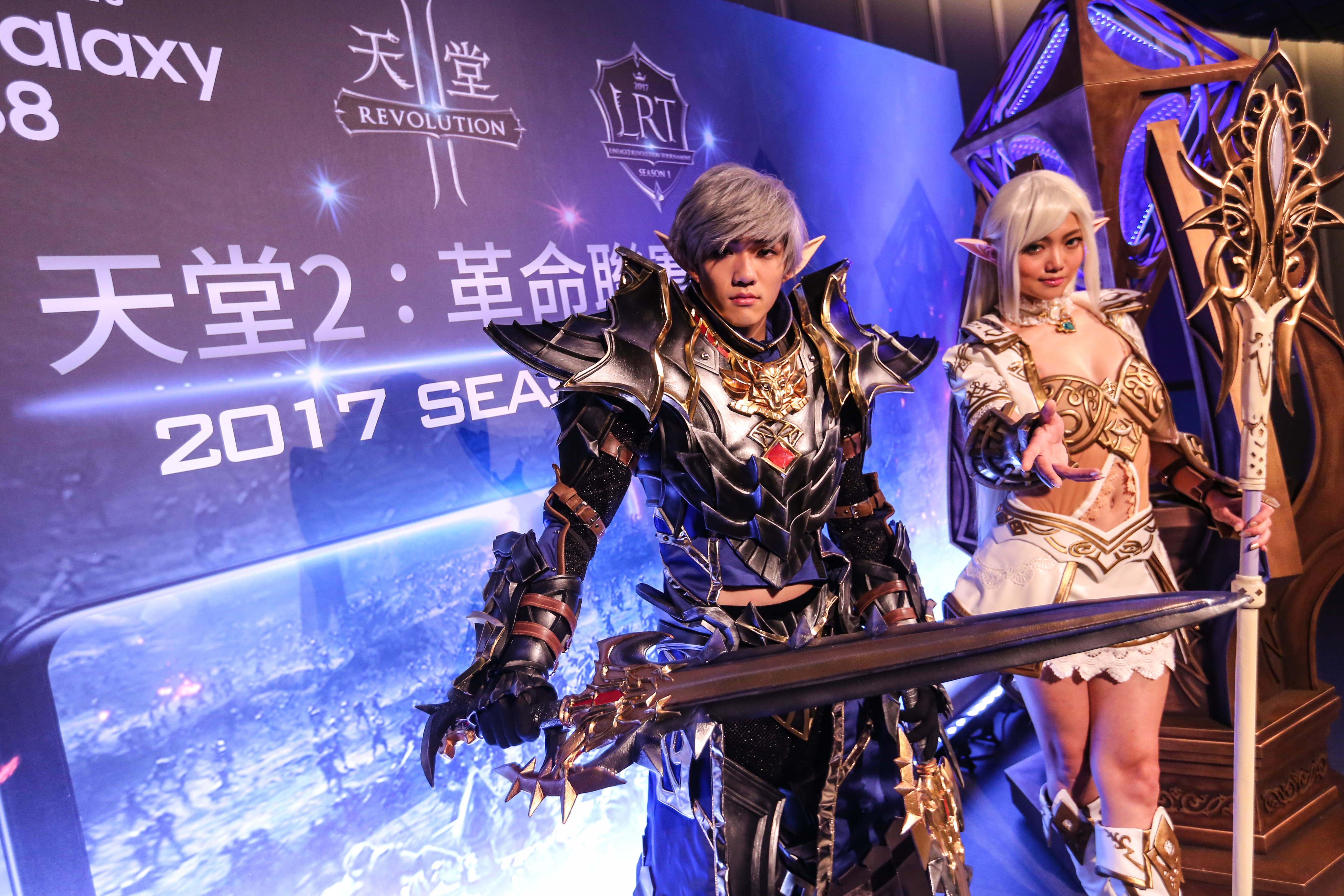 現場也有真人角色助陣