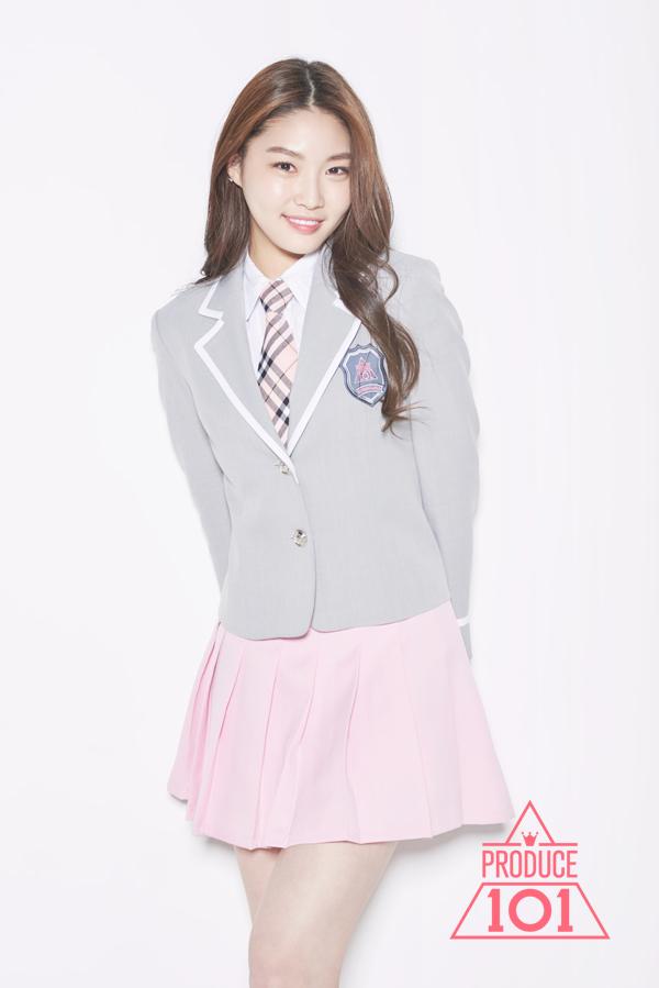 金請夏當了7年舞群，累積5年練習生實力，參加「Produce 101」終於獲得出道機會。（網路圖片）
