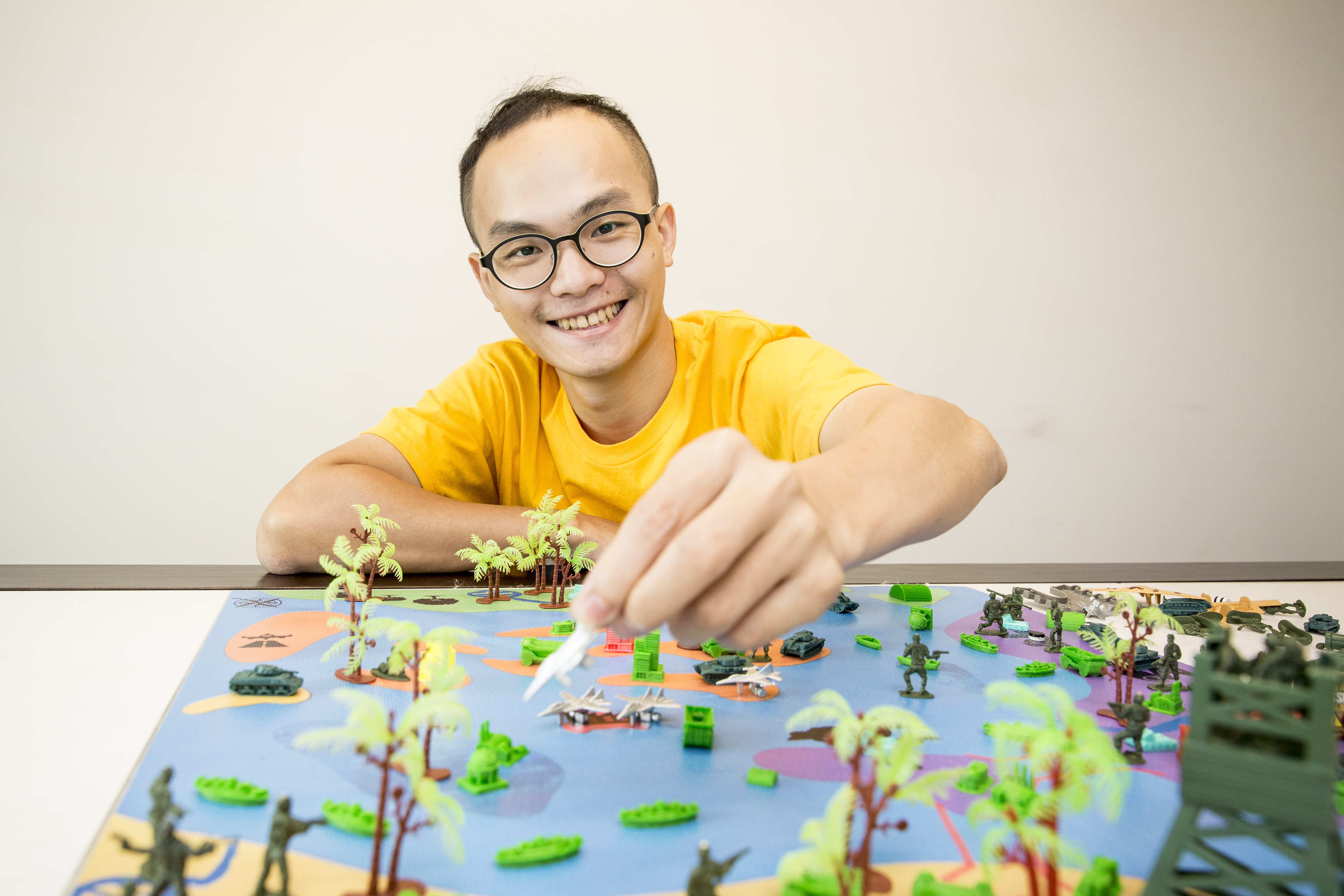 遊戲桌上乾坤無限