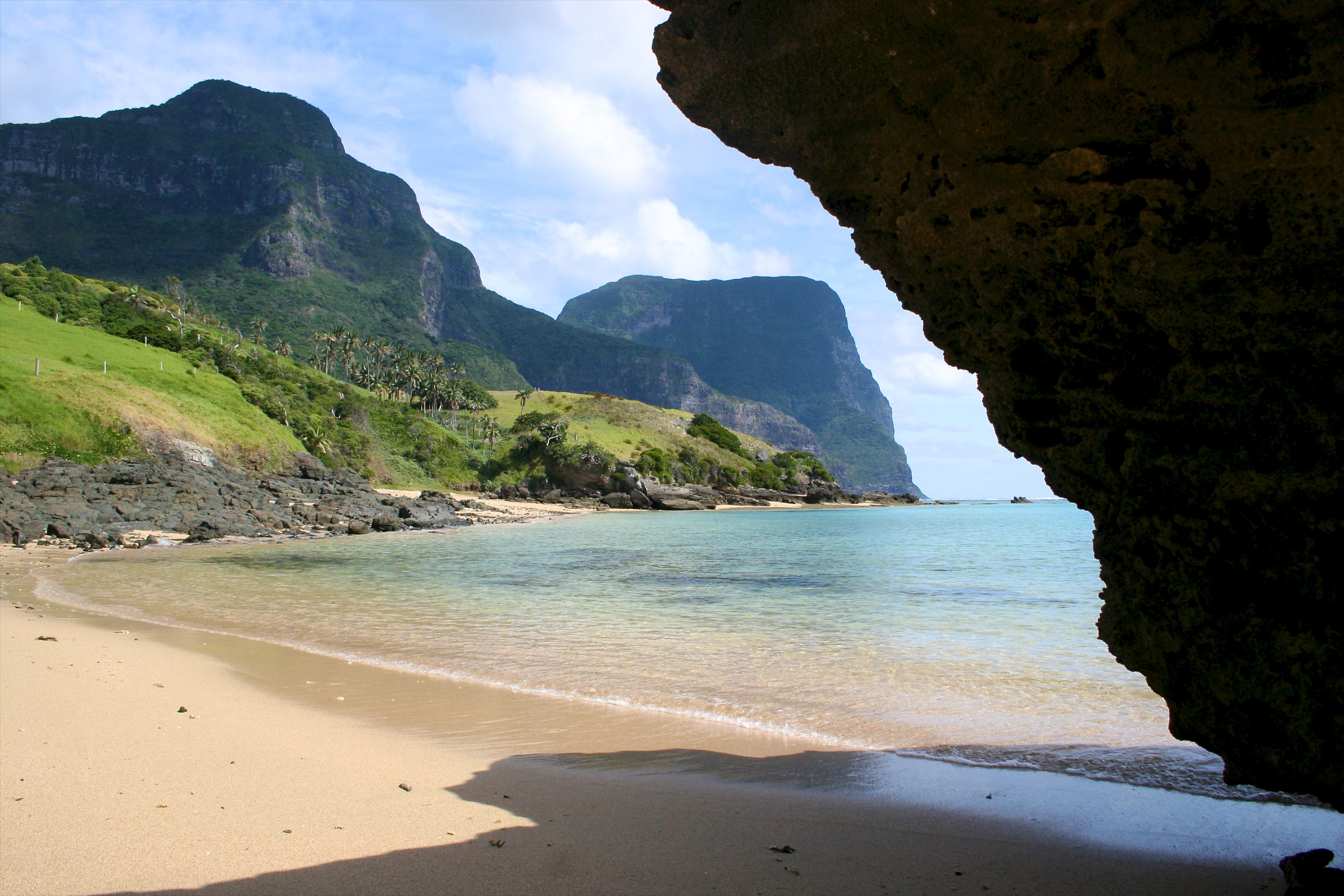 絕美的澳洲豪勳爵島，也是西蘭大陸的一部分（東方IC）