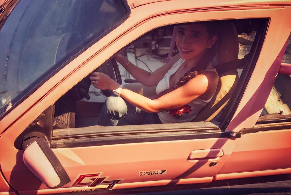 除了賽車,安小蕎也不排斥演戲,不過她自認戲胞有待加強。(安小蕎提供)