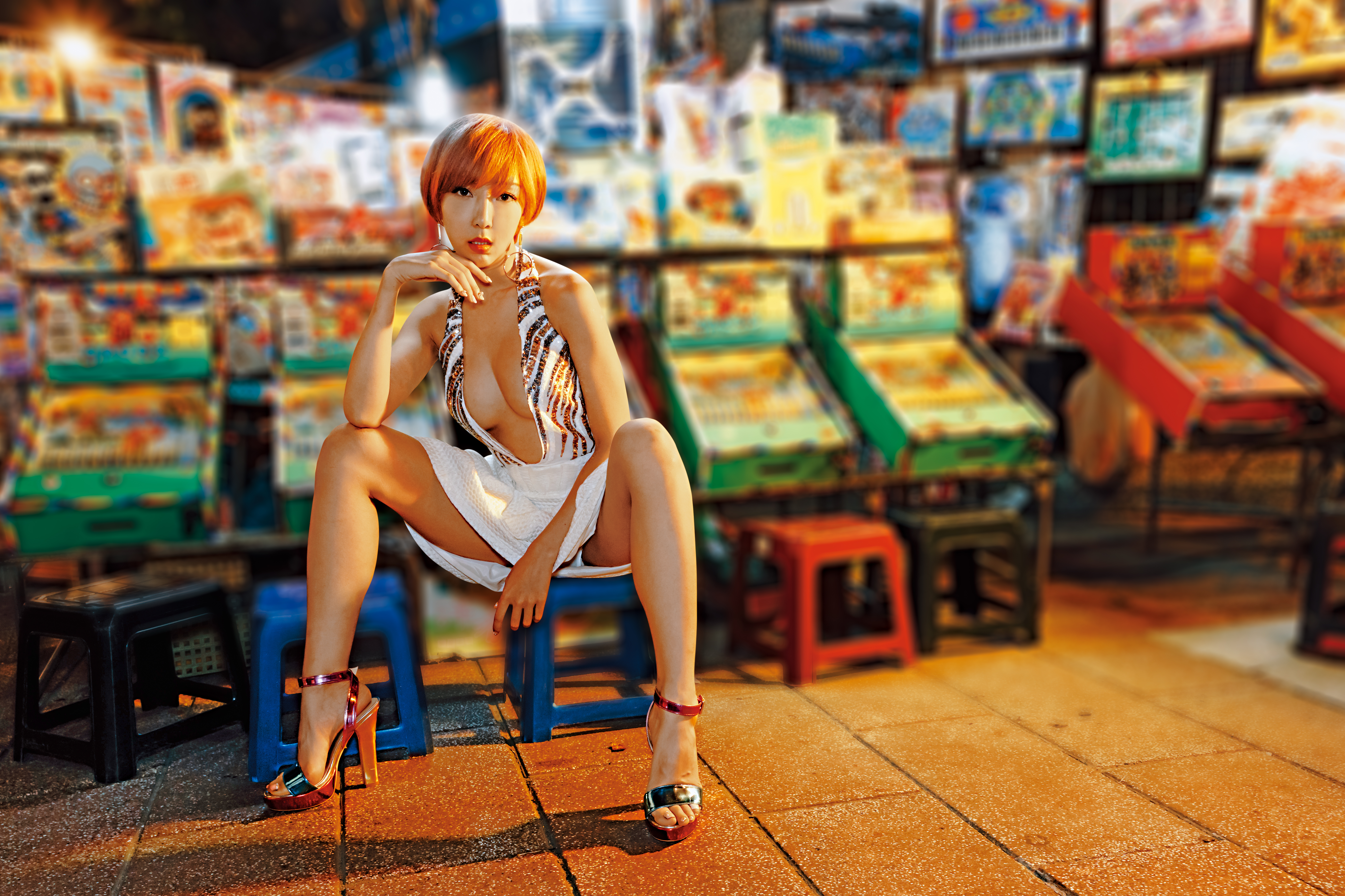 李宓最近為了新專輯和桌遊副業兩頭燒，導致憂鬱症復發。