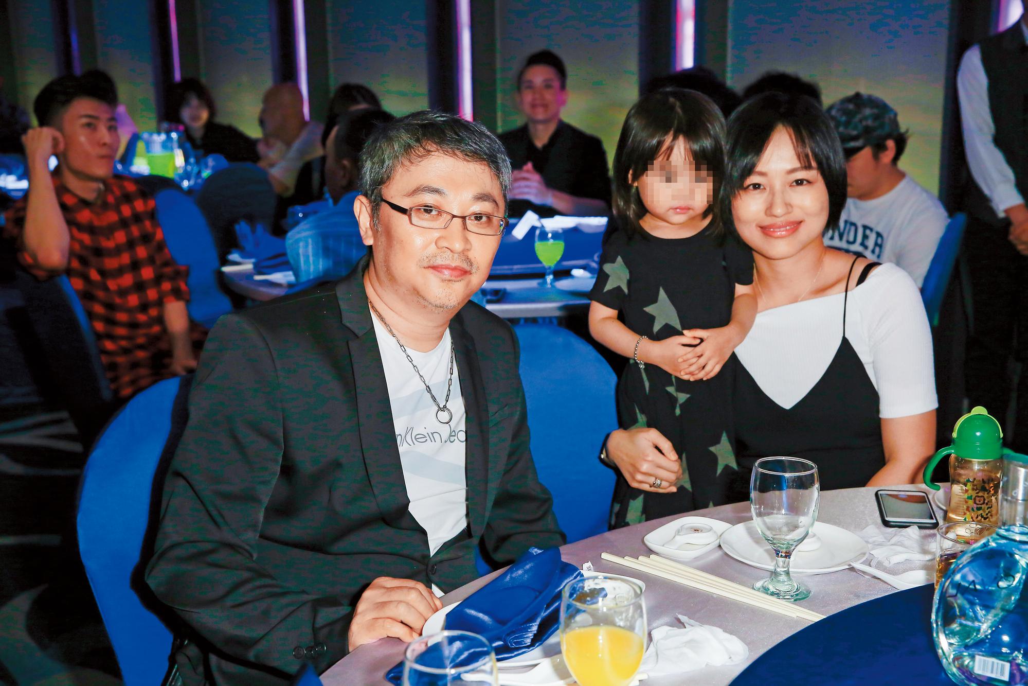 育有1子的謝金燕,孩子的生父是謎,傳說中的楊宗憲如今已有妻女。