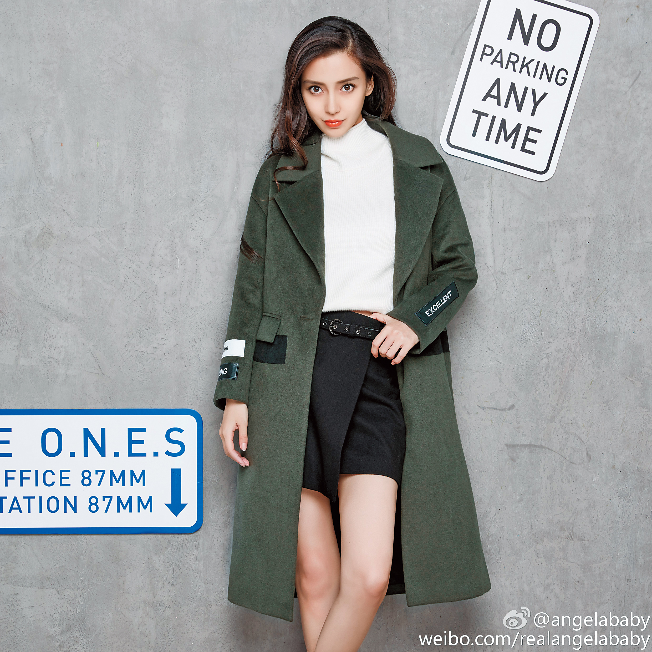 Angelababy初出道時的小模年代帶土味，走紅後藉著黃曉明的力量打進時尚圈。