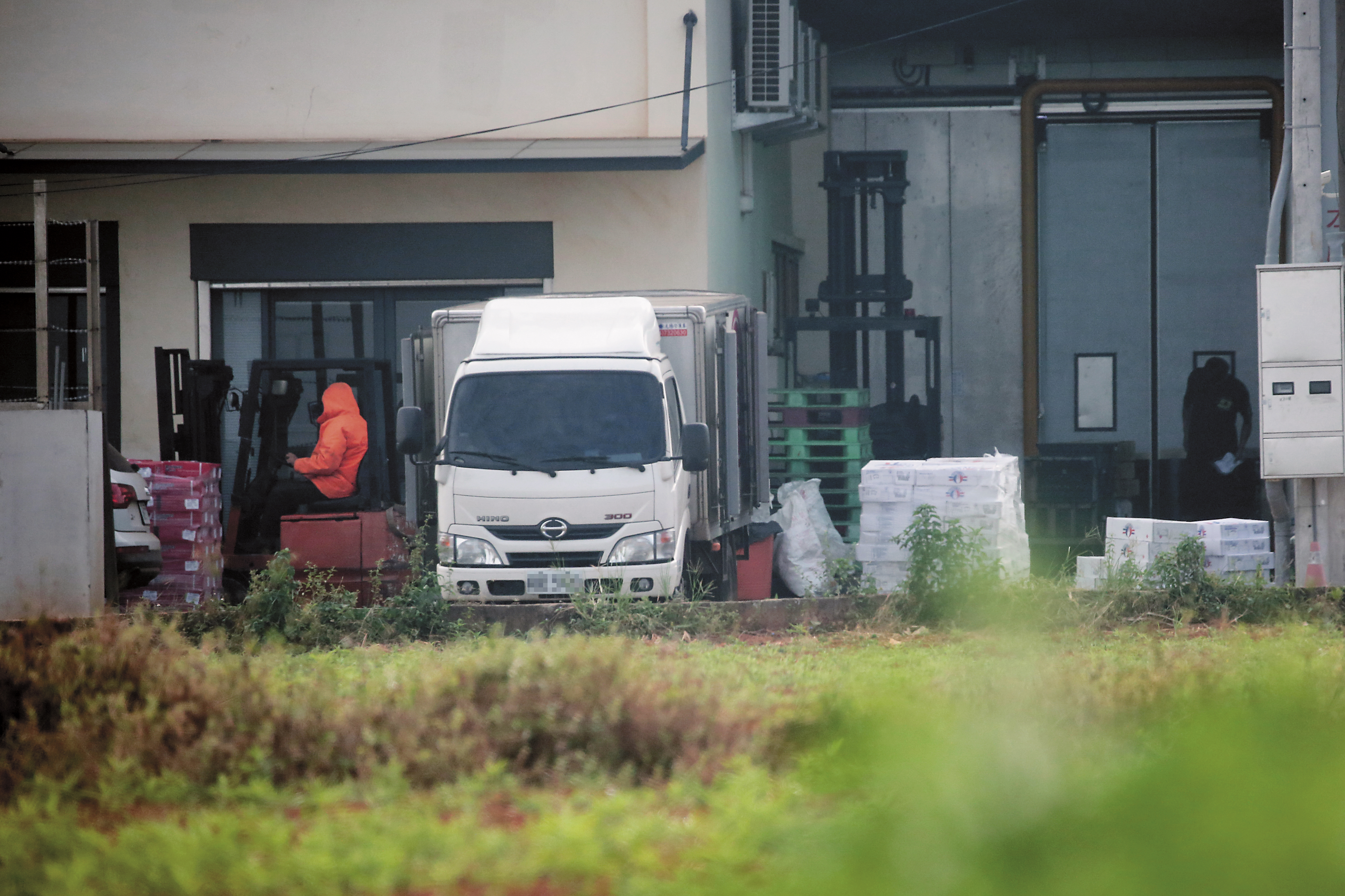 曾被爆出殭屍肉的力勤公司如今改名兆基,仍照常出貨營運。