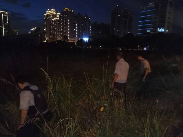 新竹警方出動大批警力,搜索至中午仍無所獲。(警方提供)