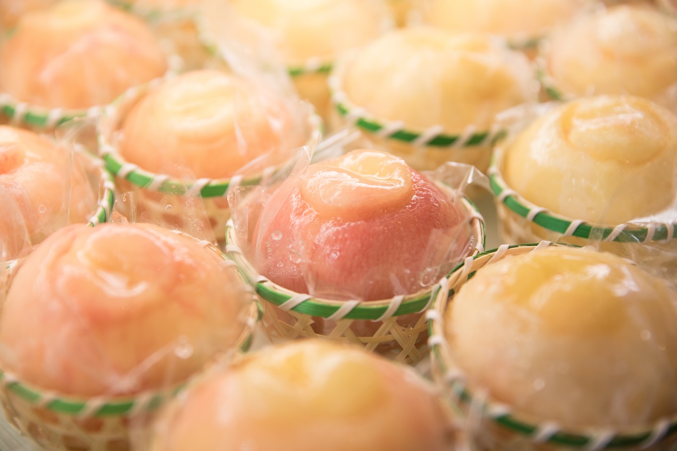 裸體的水蜜桃甜點，只有這裡才吃得到。