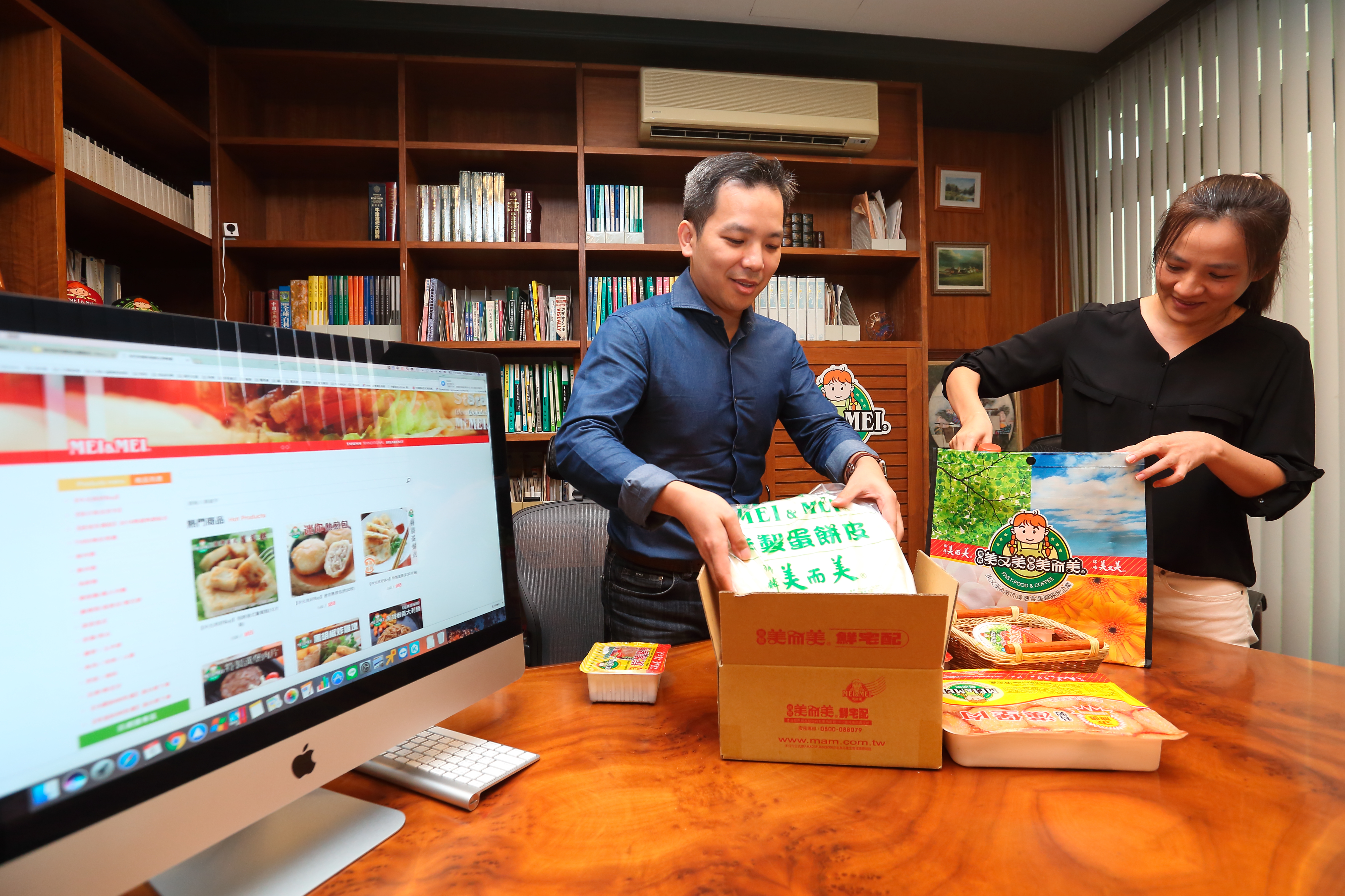 賴威光（左）進入集團的第1件事，是和當時還是女友的蔡怡婷攜手創立網購部門，為集團另闢金源。