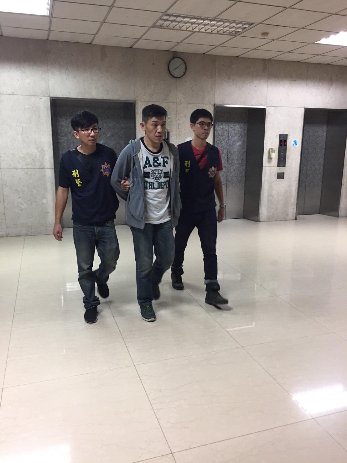 林嫌涉嫌主持未成年車手集團，協助領取詐騙贓款。（刑事局提供）