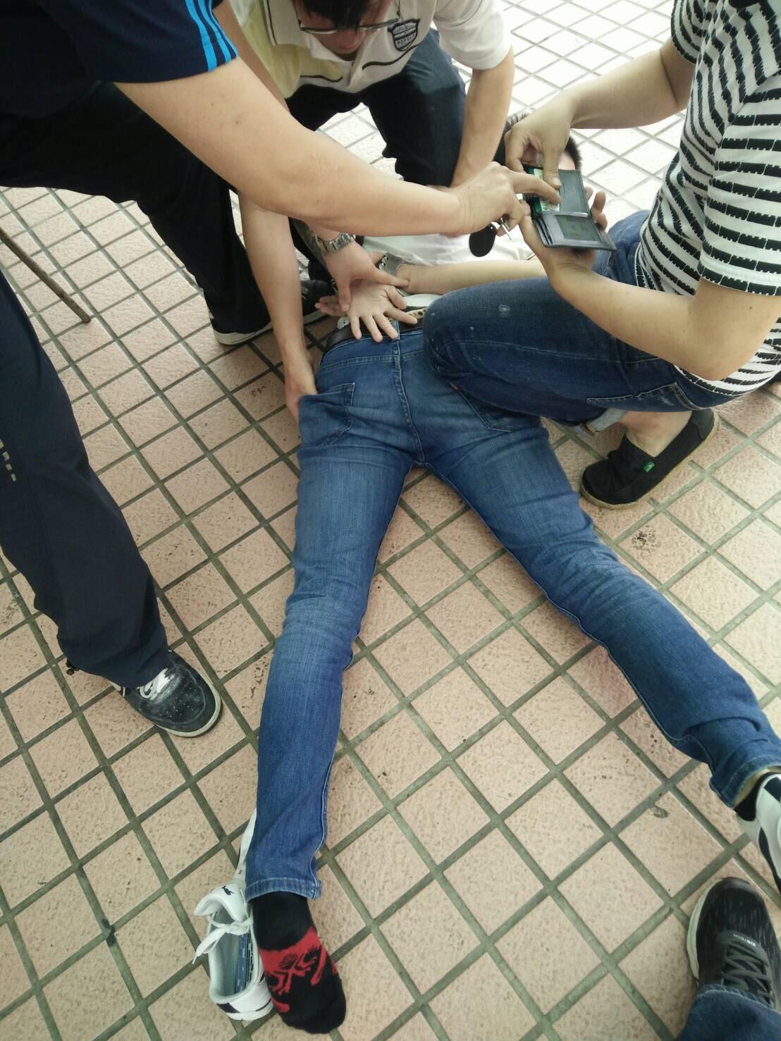 警方查獲多名未成年車手，未數萬元酬勞犯案。（刑事局提供）