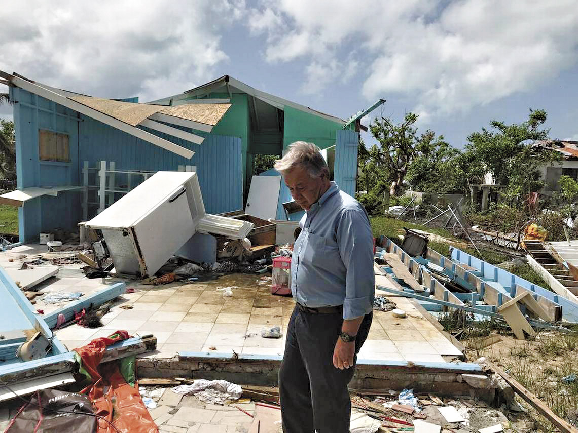 連續2個大型颶風襲美，許多地方處於重建階段，非農就業人數大減，但預期數月後將回到正軌，因此美公債殖利率彈升，反應的是升息的預期。（東方IC）