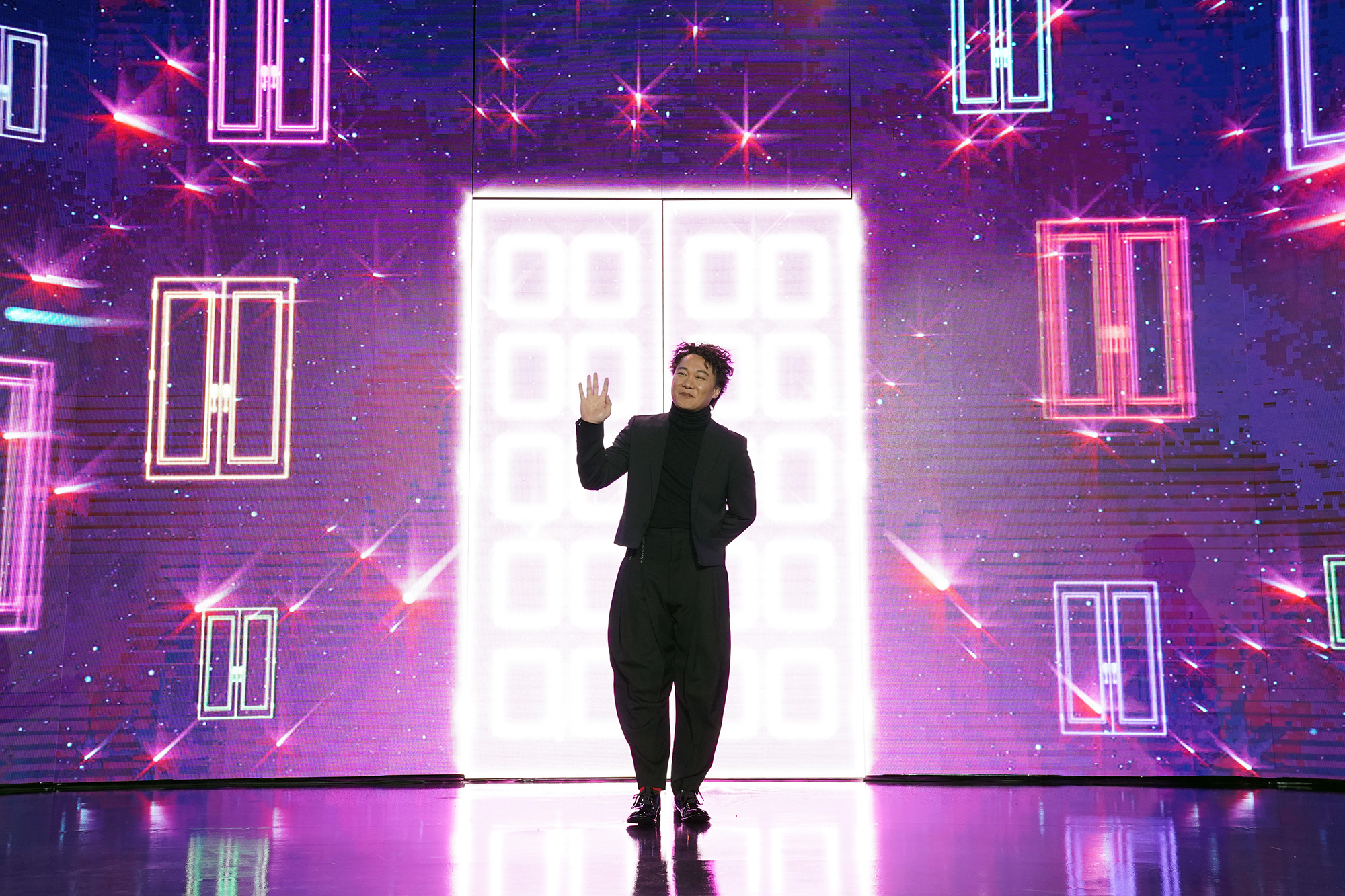 陳奕迅9日在北京舉辦發片記者會，本週六將來台會歌迷辦簽名會。（環球提供）