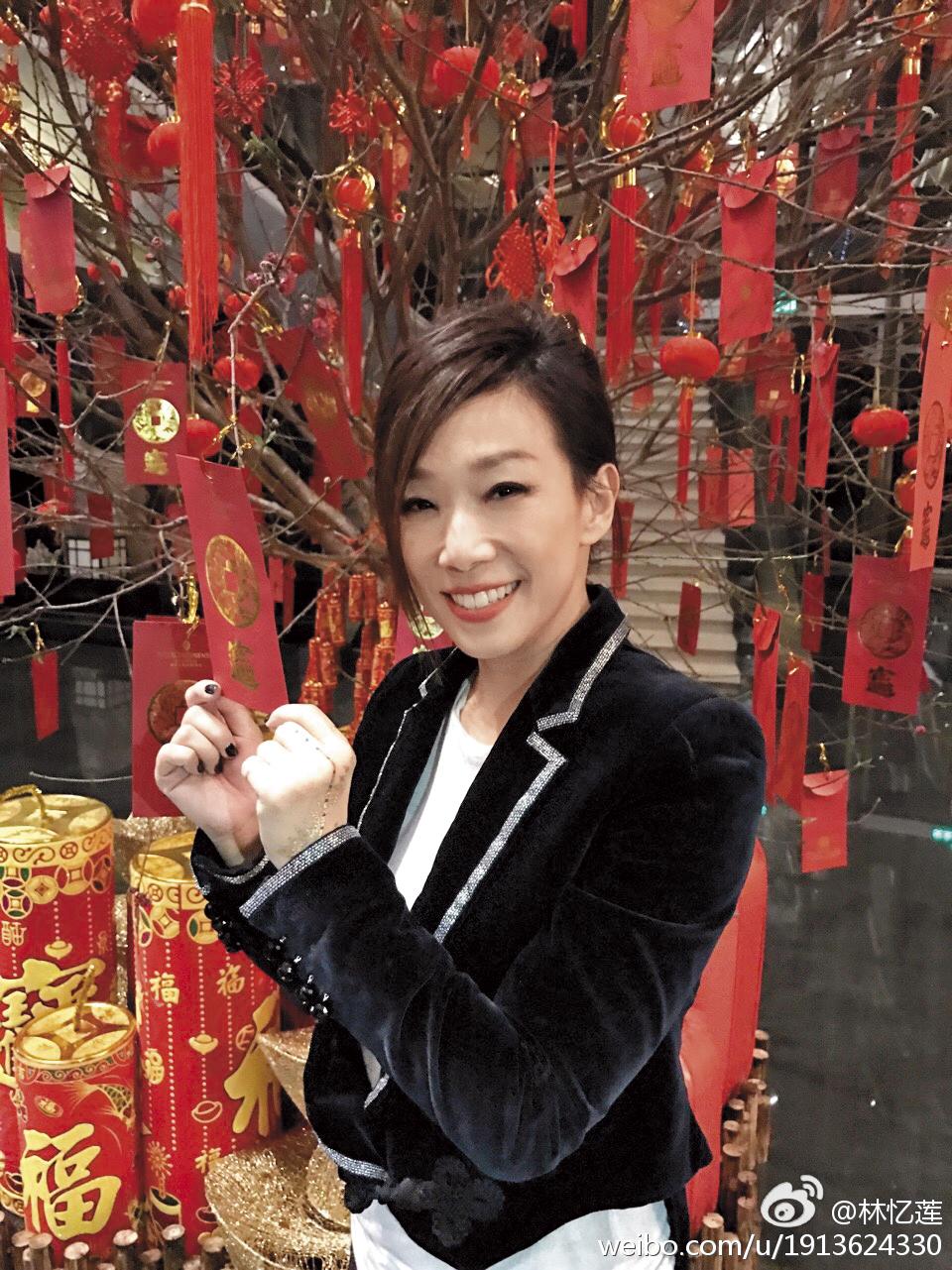 林憶蓮與李宗盛因為音樂上的合作擦出愛火，天后無懼小三罵名成功奪得李宗盛，不過這段婚姻卻只維繫6年就結束。（翻攝微博）