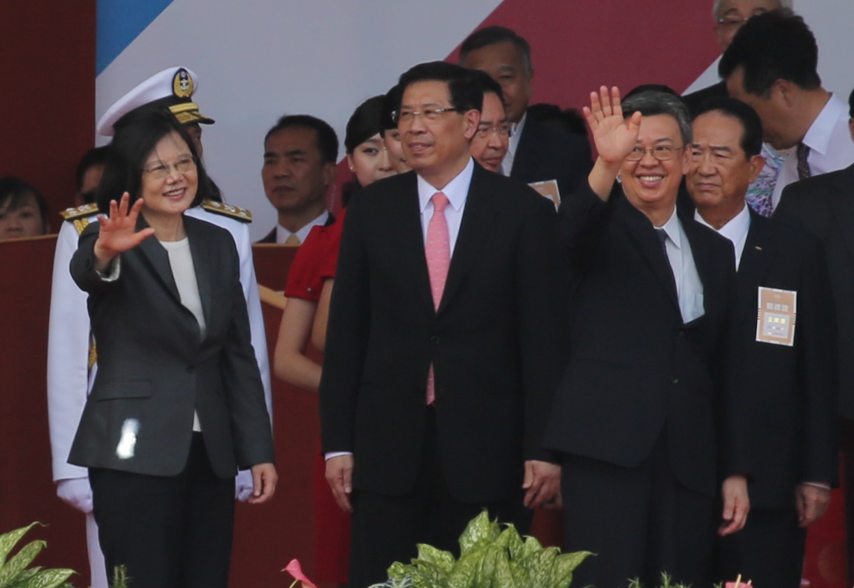 黨政人士透露，宋楚瑜是對岸能接受的人選，在不缺席APEC的前提下，由宋再任特使的計畫始終沒改變過。