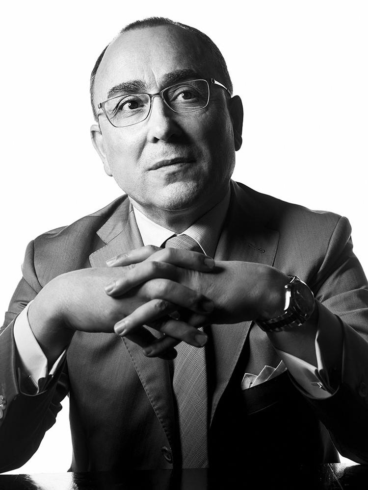 1995年Roger Dubuis與設計師Carlos Dias合作,創立了以他為名的ROGER DUBUIS品牌。圖為Carlos Dias。
