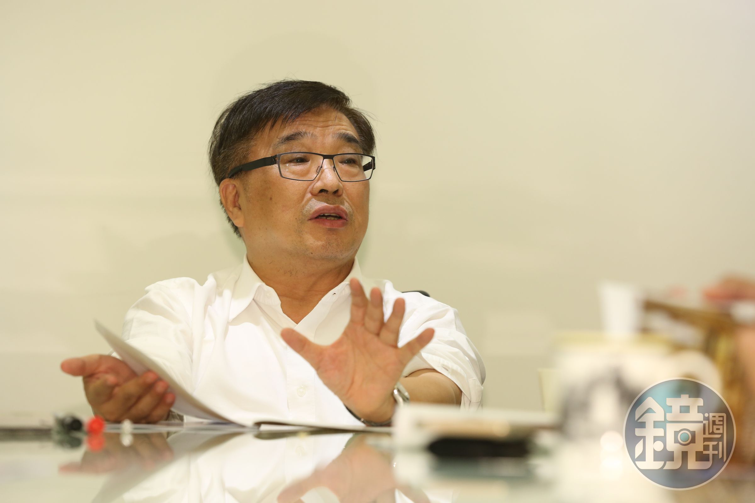 牛耳藝術總監牛效華花了6天緊急安排，終於敲定由克里斯蒂安‧阿閔領軍維也納室內管弦樂團來台演出3場。
