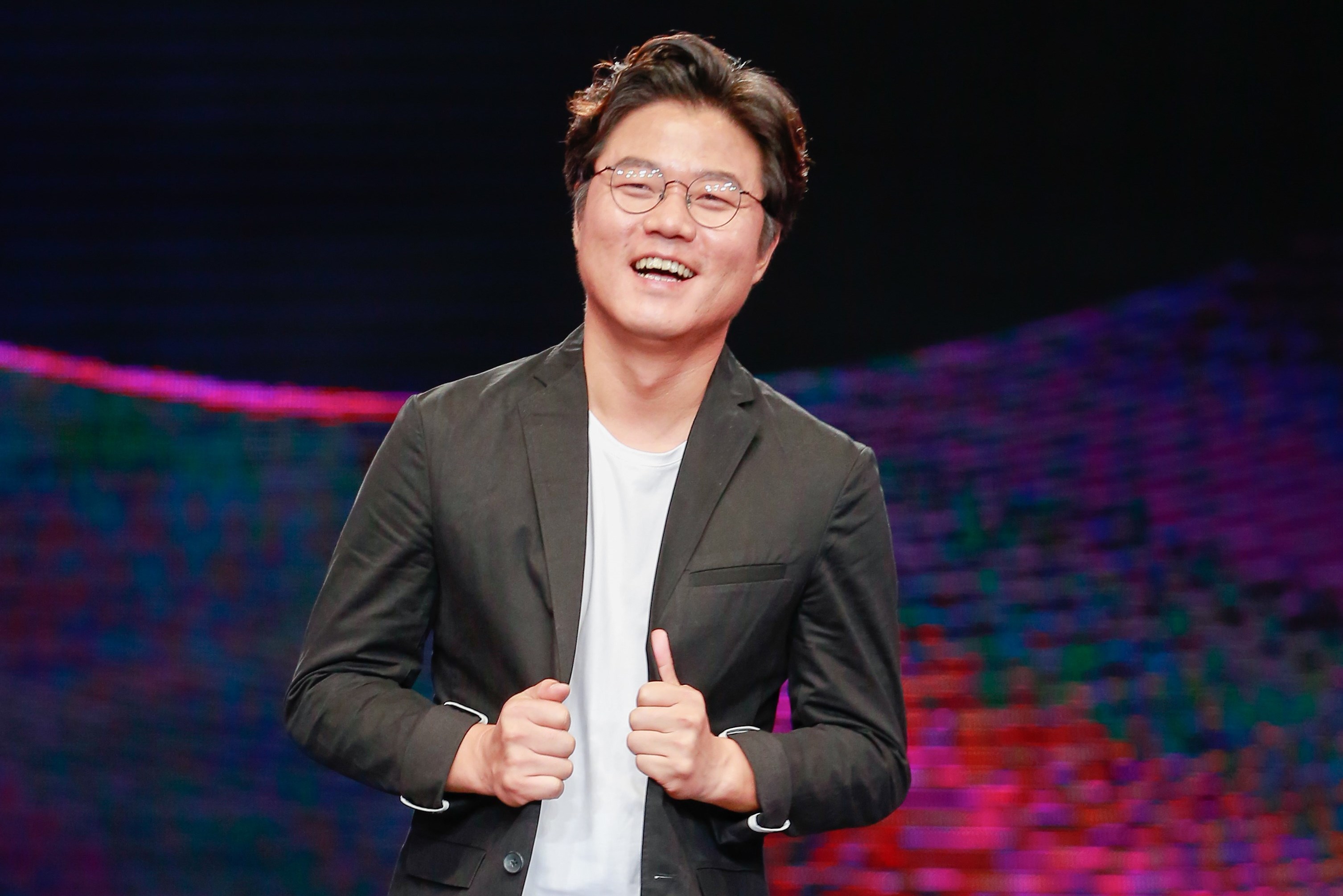 羅暎錫受邀來台擔任金鐘獎頒獎嘉賓，展現親和魅力。