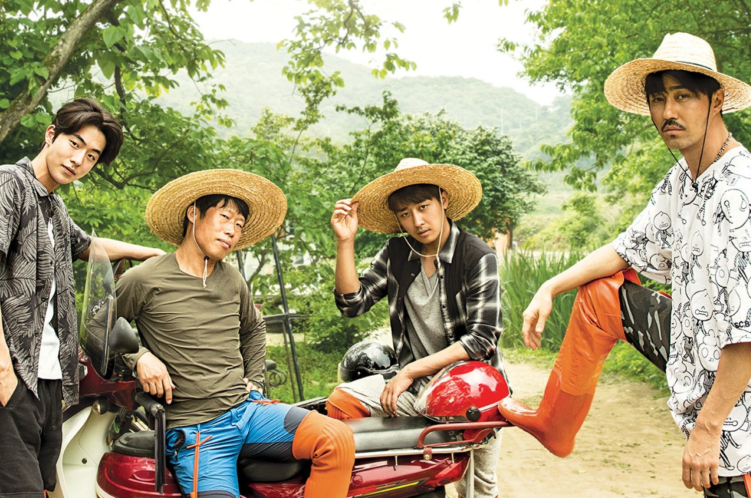 「好想掙脫壓力到鄉下走走」企畫的《一日三餐》,農村篇找來車勝元(右起)、孫浩俊、柳海真、南柱赫出演。(東森電視台提供)