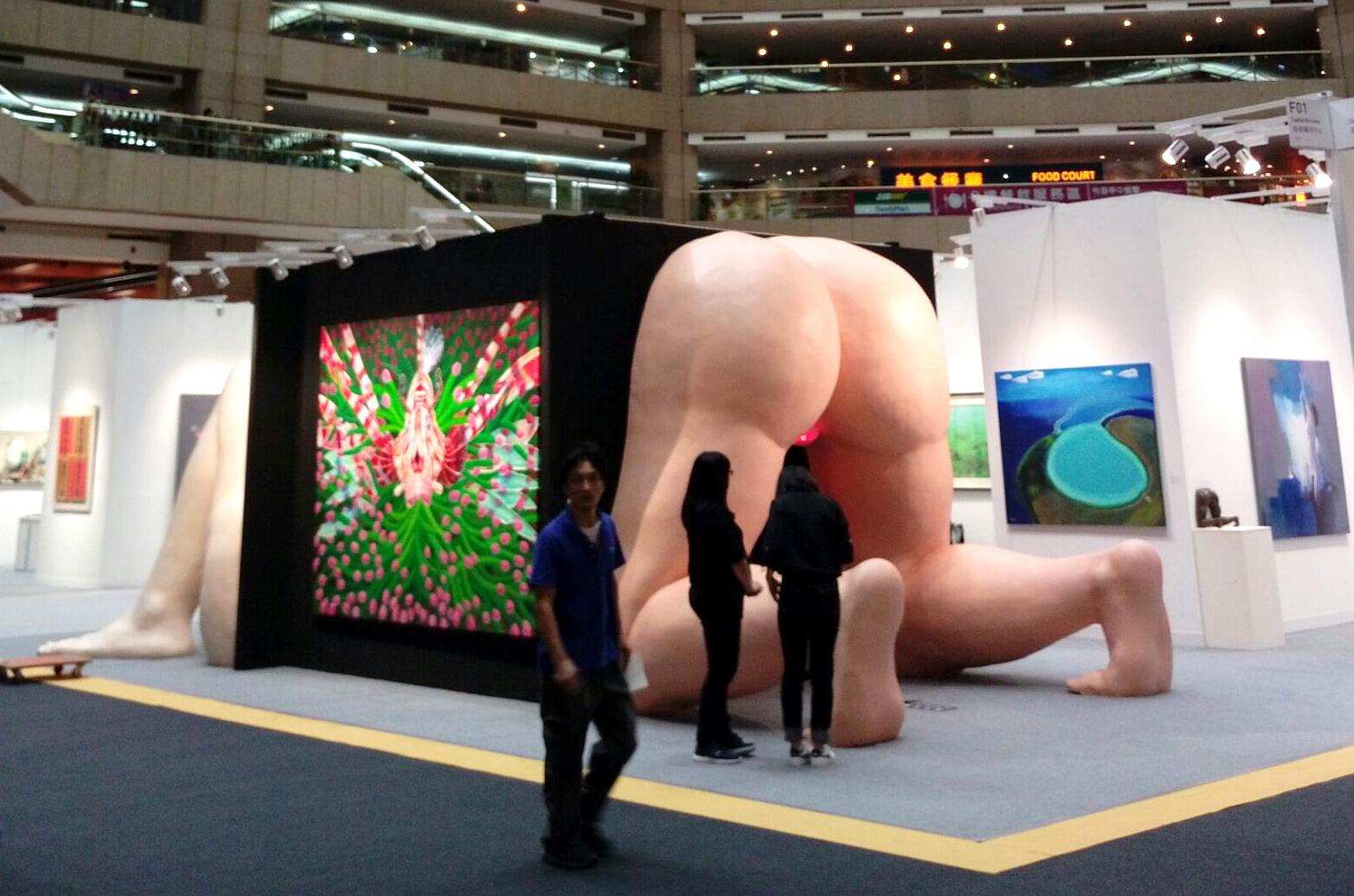 台北國際藝術博覽會ART TAIPEI 2017今起正式開展,會中聚集全球15個國家、123個畫廊參與。