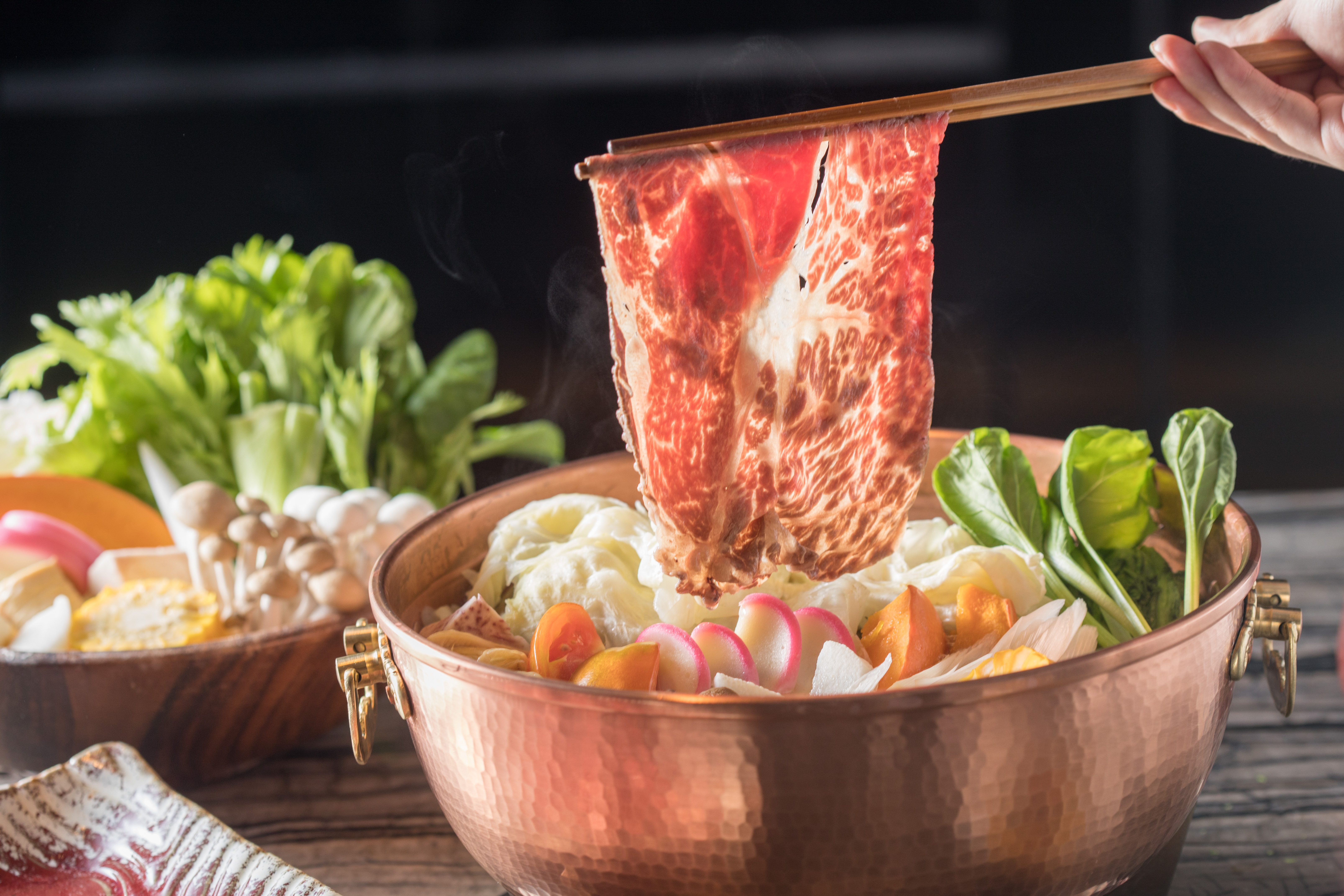 點心都吃巧克力的「澳洲純血巧克力和牛」，肉質柔軟又濃郁，味道辨識度很高。（2,480元套餐菜色）