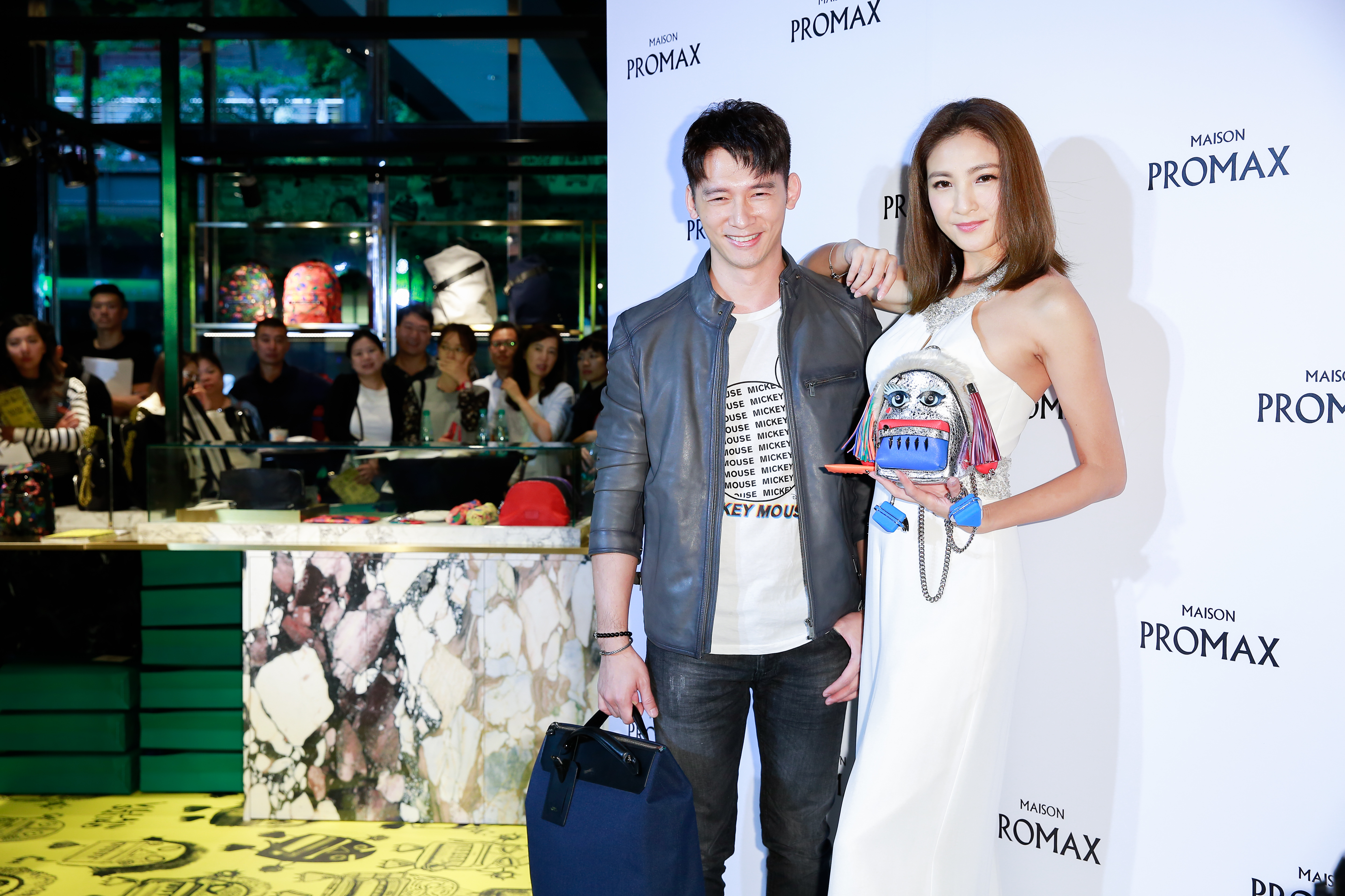 溫昇豪20日出席活動，原本隋棠也會一同現身，沒想到對方突發急性蕁麻疹，最後活動改由陳思璇救火。