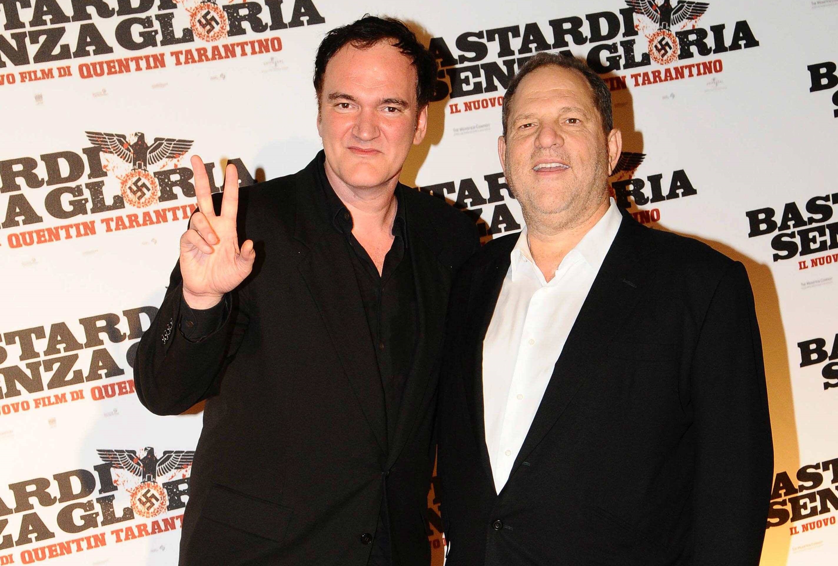 昆汀塔倫提諾(左)與哈維韋恩斯坦合作,他承認自己早就知情哈維的性騷擾歷史,卻很慚愧沒有早點揭發。(東方IC)