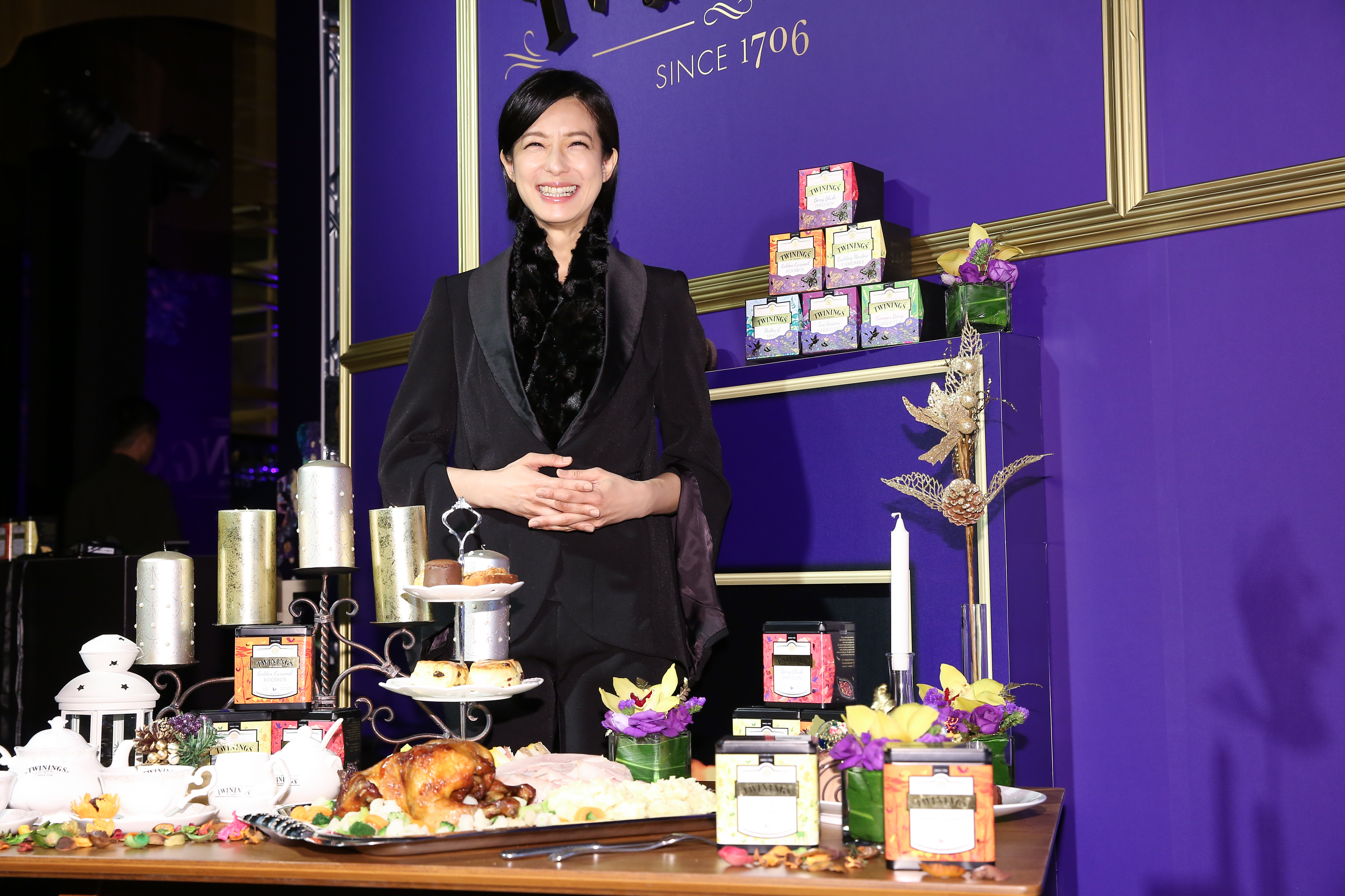 賴雅妍當品牌大使當的稱職，整場活動只聊茶。