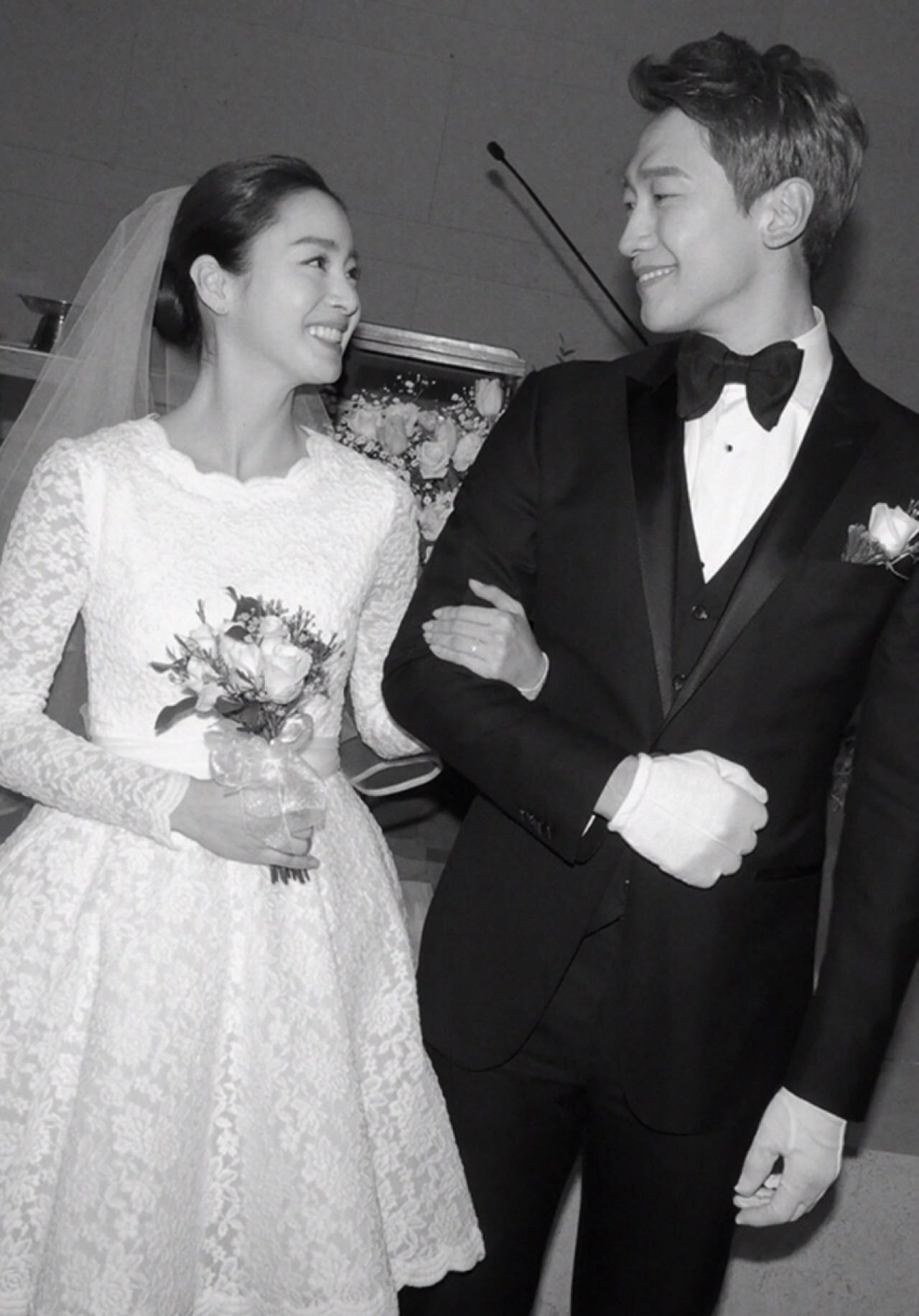 RAIN與金泰希愛情長跑在今年初結婚,25日喜獲千金。(網路圖片)