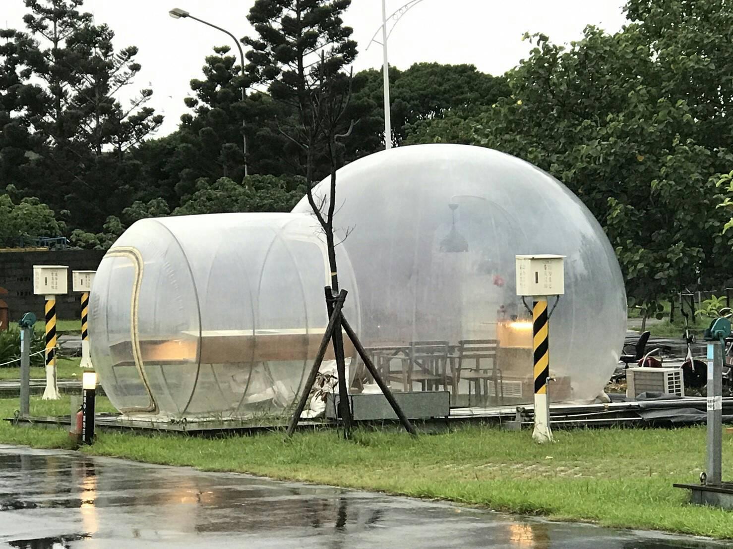 位於八里的泡泡窩外觀。（新北議會民進黨團提供）