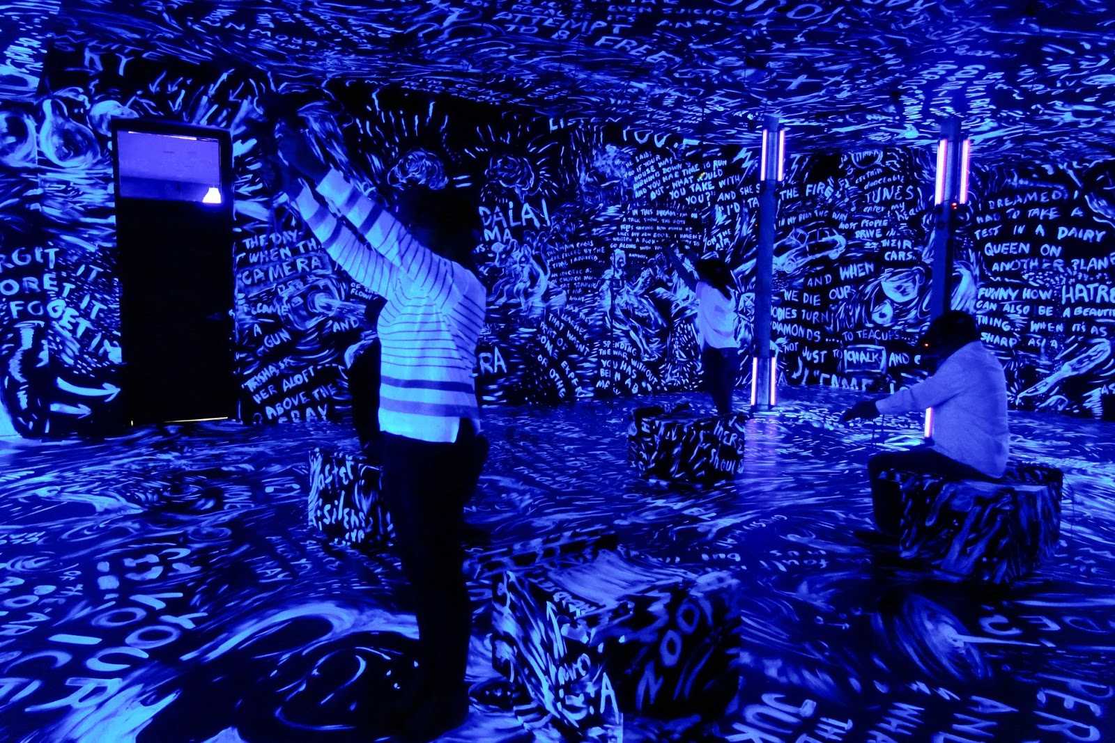 黃心健與蘿瑞安德森的VR作品今年五月在美國麻州當代美術館展出,引起不少迴響。(黃心健提供)