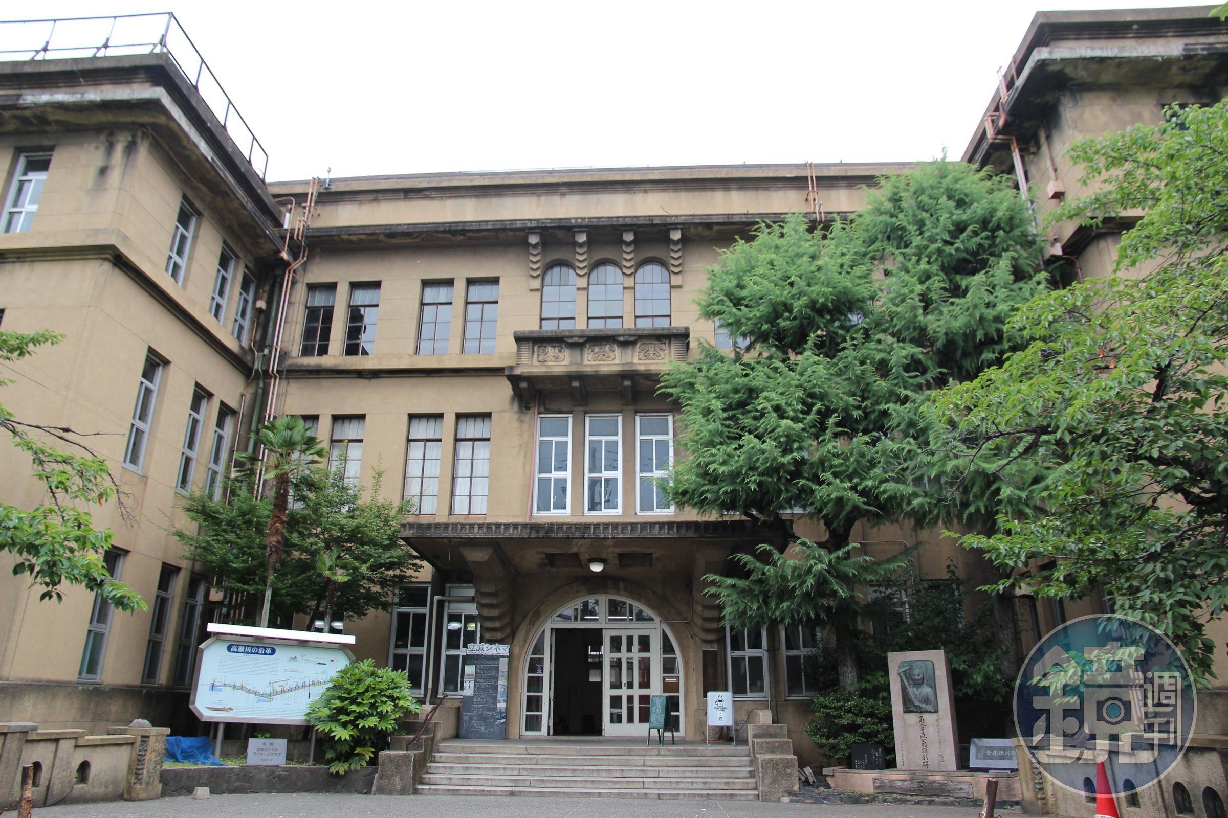 京都的一間廢棄小學校裡，藏著一家咖啡館。