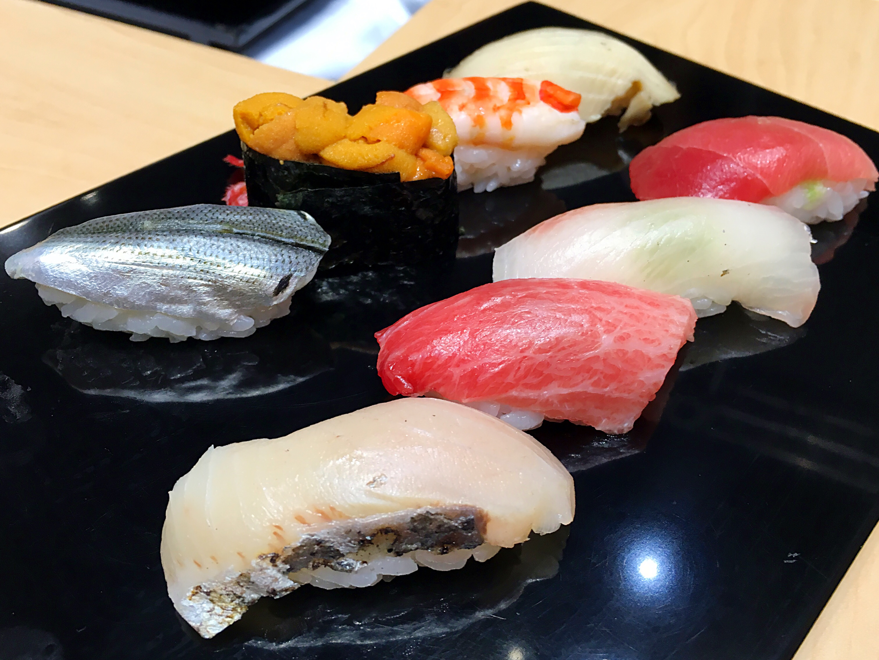 10月27日至29日能在新光三越A11館，品嘗到日本米其林一星餐廳「銀座 久兵衛」的握壽司料理。