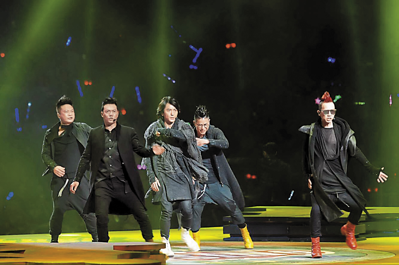 從2013年開始，鄭伊健等人連續舉行好幾次的《古惑仔歲月友情》演唱會，從香港一路唱到上海、馬來西亞等地，5人鈔票賺飽飽。（東方IC）