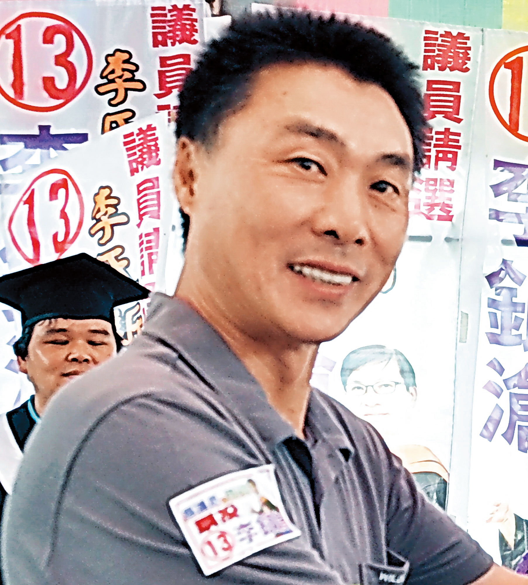 前南投副議長簡榮梁遭不明車輛追撞， 他懷疑是因農會選舉恩怨而起。