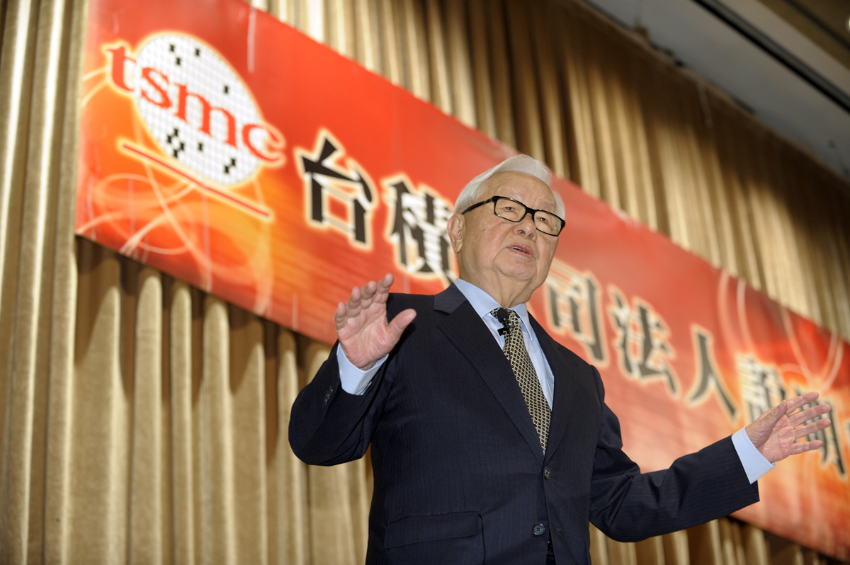 台積電受惠iPhone X熱賣，第4季營收將比第3季增加一成。