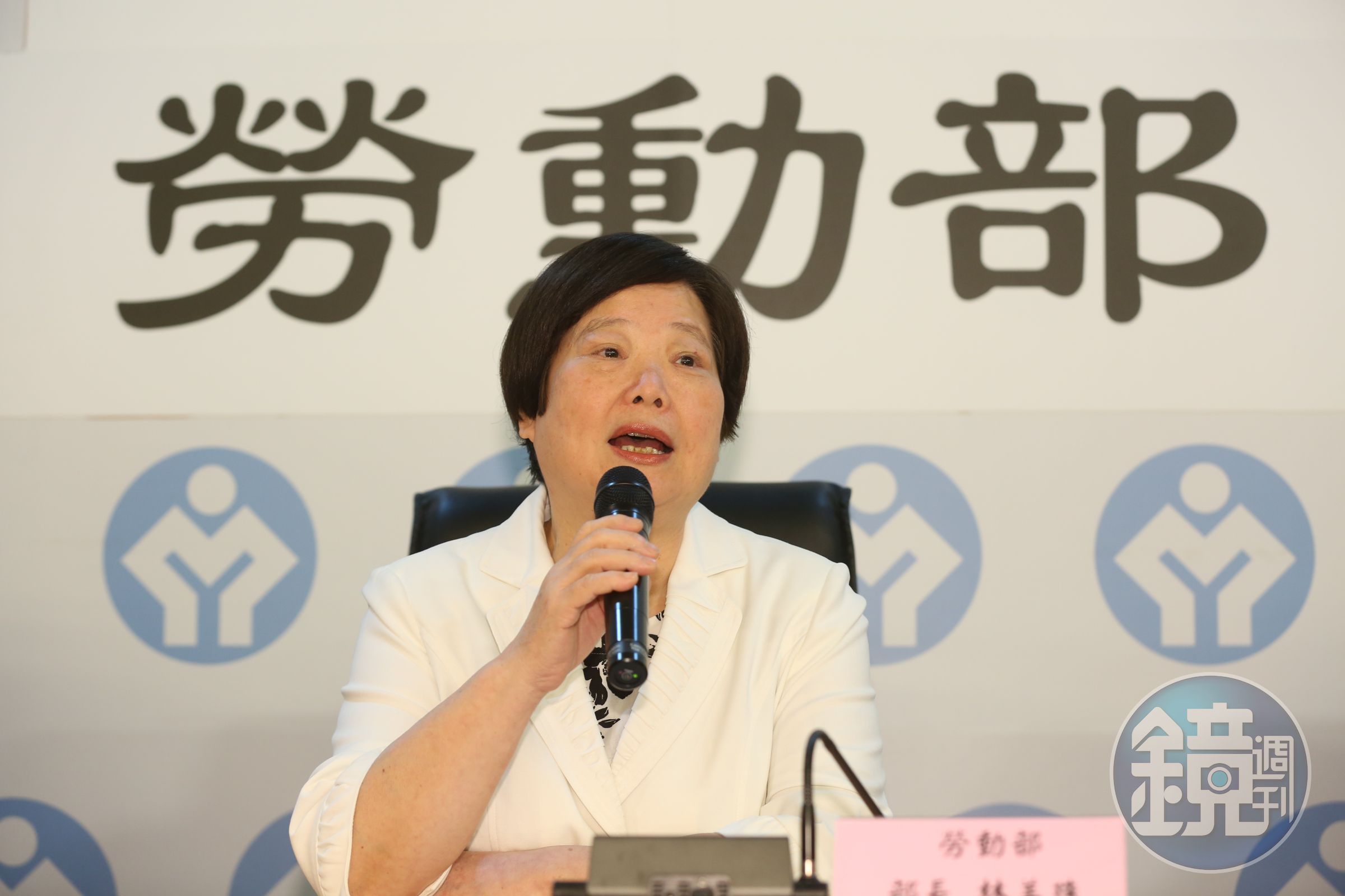 勞動部指出，一例一休實施後，各界仍有希望適度調整延長工時限制等建議。圖為勞動部長林美珠。