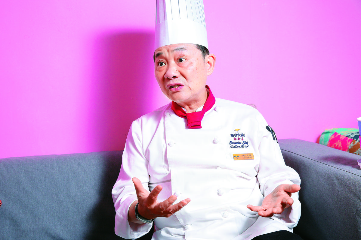 阿基師與粉絲滑進摩鐵事件轟動一時,他事後的記者會談話內容也是一絕。(攝影組)