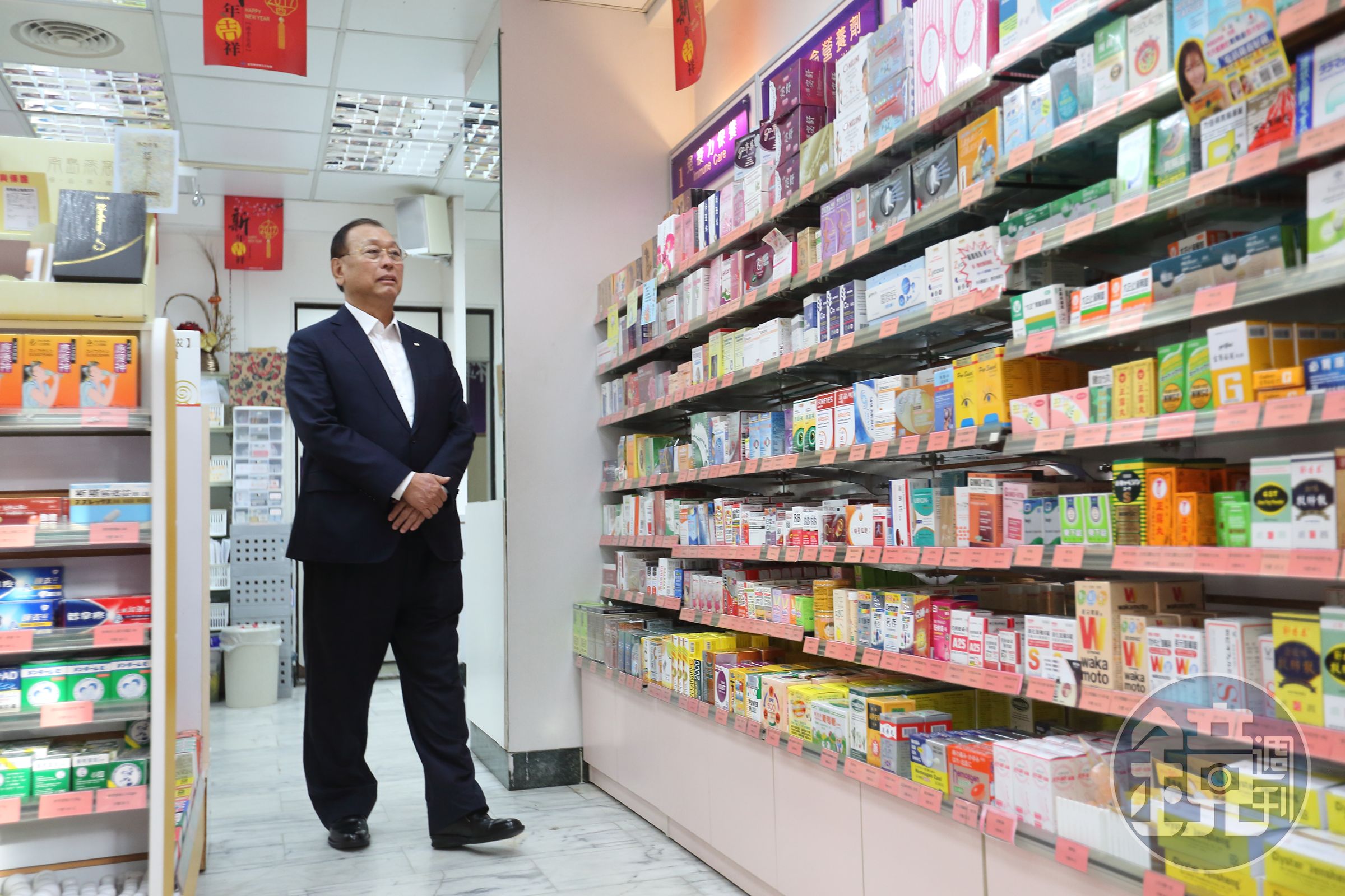 靠著比別人早一點到的哲學，李成家在必製妥工作1年多便升為地區經理。