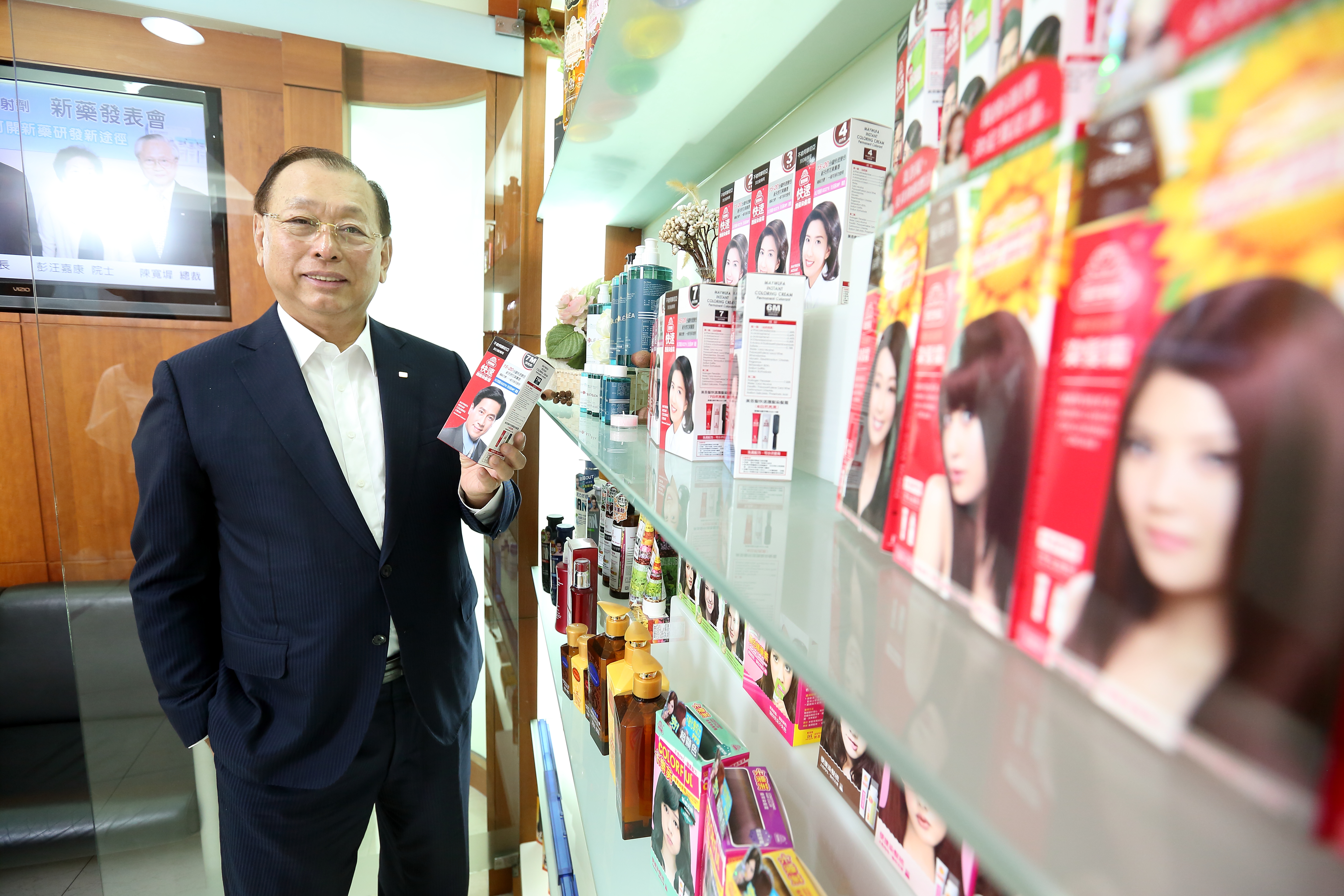 李成家認為，沒有自有品牌等於沒有根，代理產品只是空中樓閣，隨時會出事。