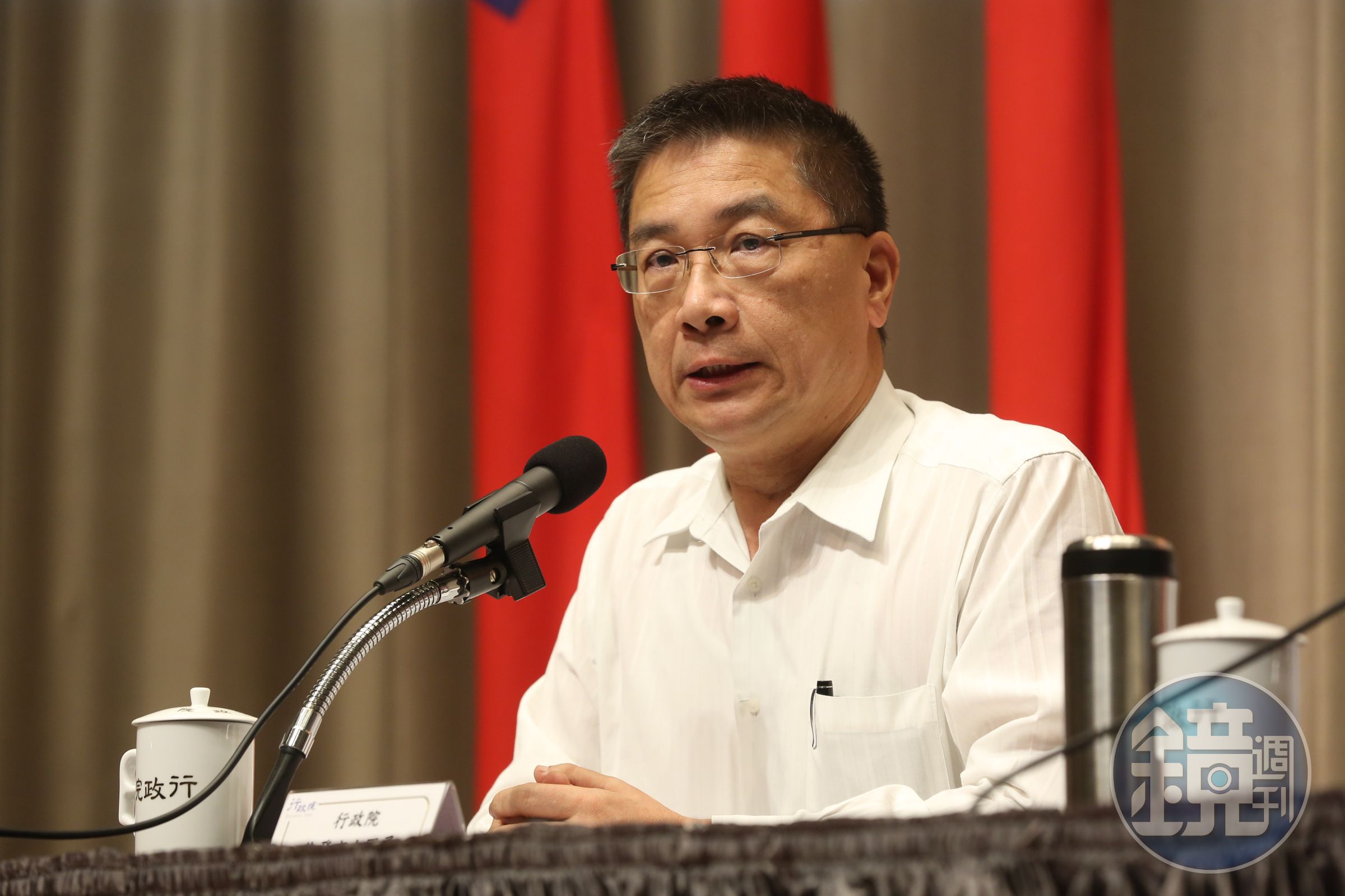 針點政院專案小組拿到密件公文，直指馬辦介入慶富聯貸案，政院發言人徐國勇表示徹查無上限。