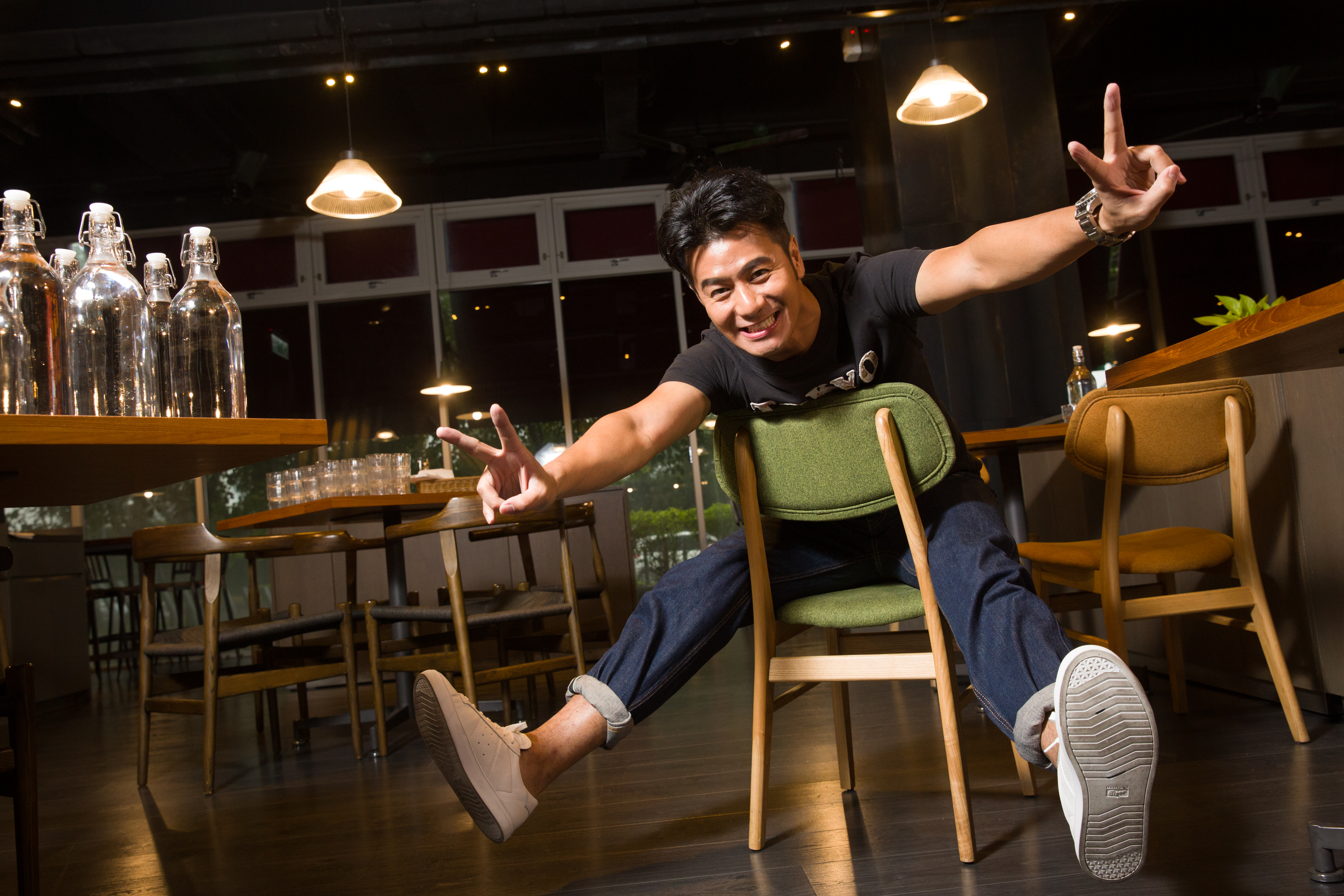 主持咖郭彥均自謙是演藝圈小資族，多年來節儉理財，如今坐擁房產5,000萬。