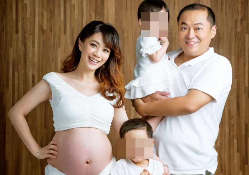 勸合不勸離的張克帆接受採訪時，覺得柯以柔有點強勢，柯以柔的老公也抱怨老婆不幫他洗衣服。（翻攝柯以柔臉書）