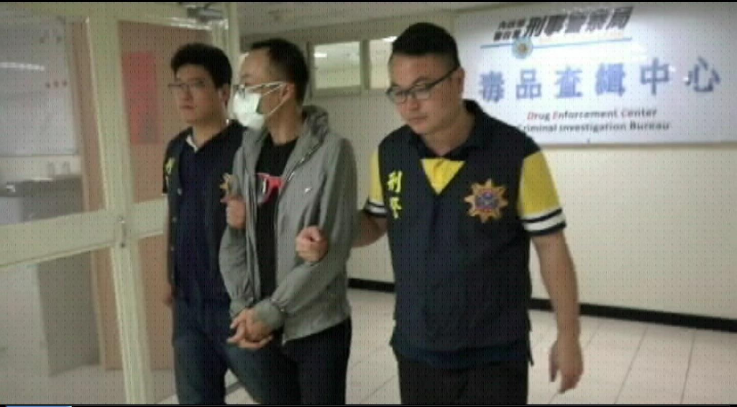 涉嫌製毒、販毒的嫌犯，遭刑事局移送法辦。（刑事局提供）